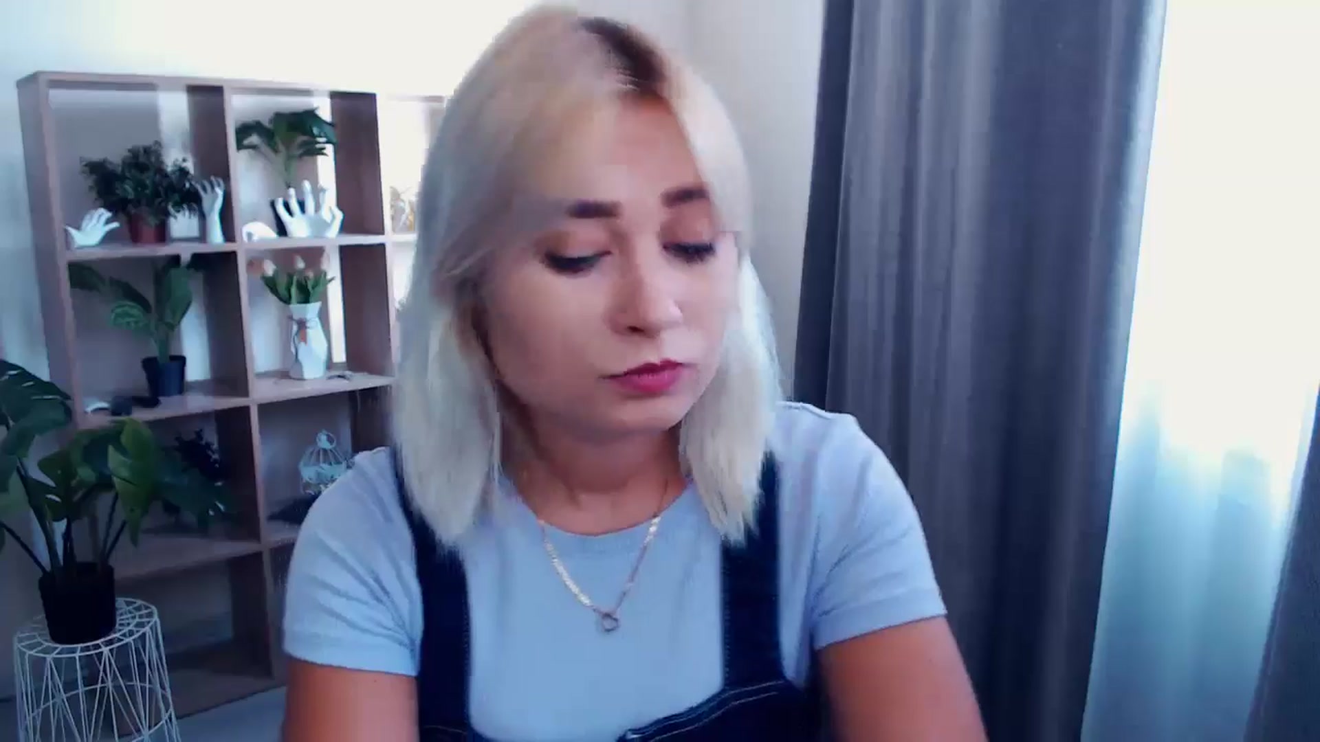 Gallery image thumbnail from Kukla_kolduna's myfreecams stream on, 07/20/2024, 13:13 image 18 of 20