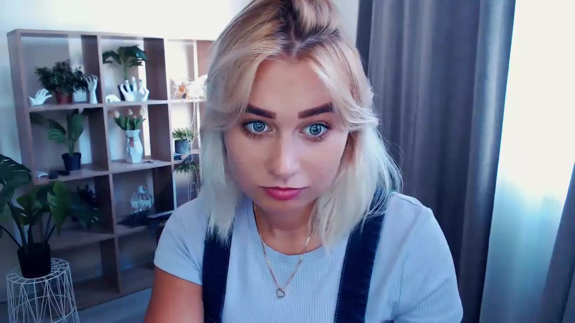 Gallery image thumbnail from Kukla_kolduna's myfreecams stream on, 07/20/2024, 15:24 image 18 of 20