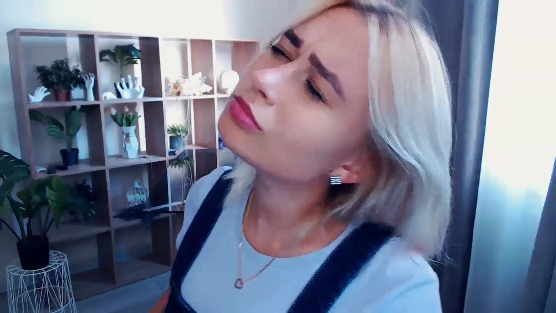 Gallery image thumbnail from Kukla_kolduna's myfreecams stream on, 07/20/2024, 15:24 image 19 of 20