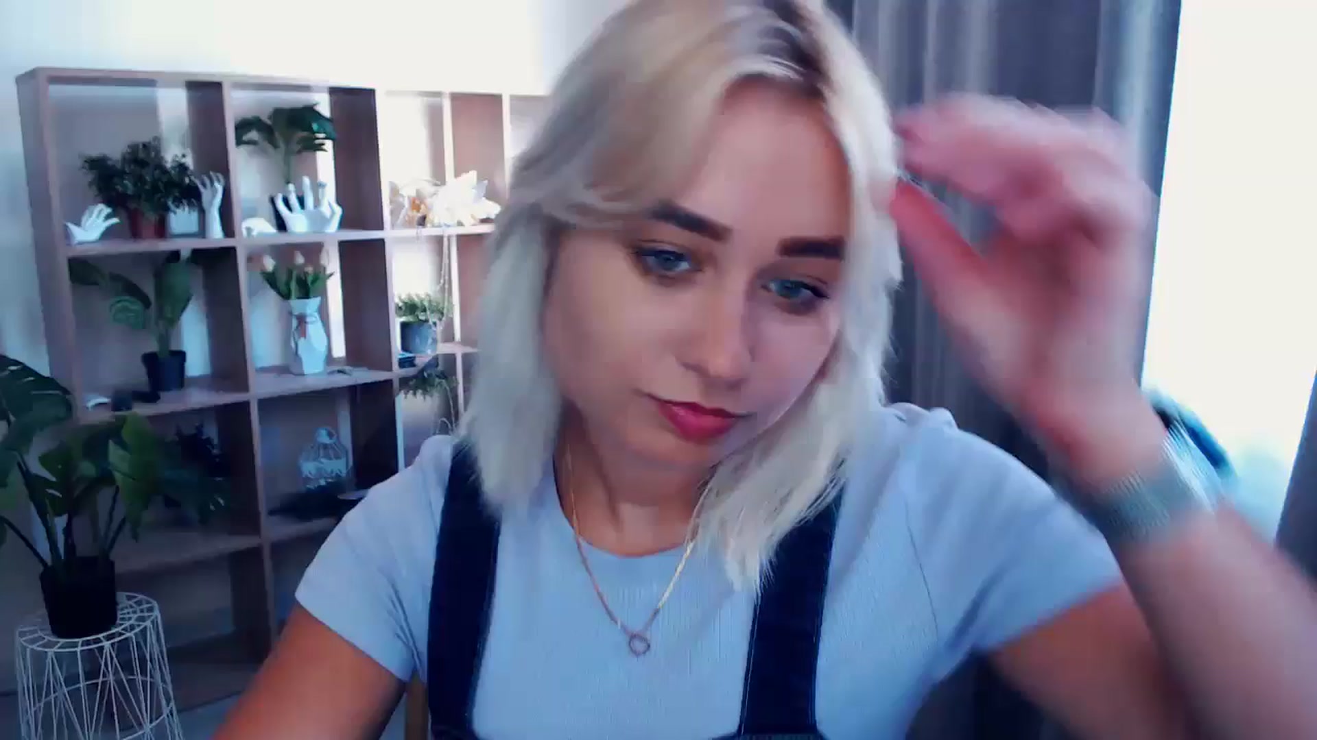 Gallery image thumbnail from Kukla_kolduna's myfreecams stream on, 07/20/2024, 15:24 image 12 of 20