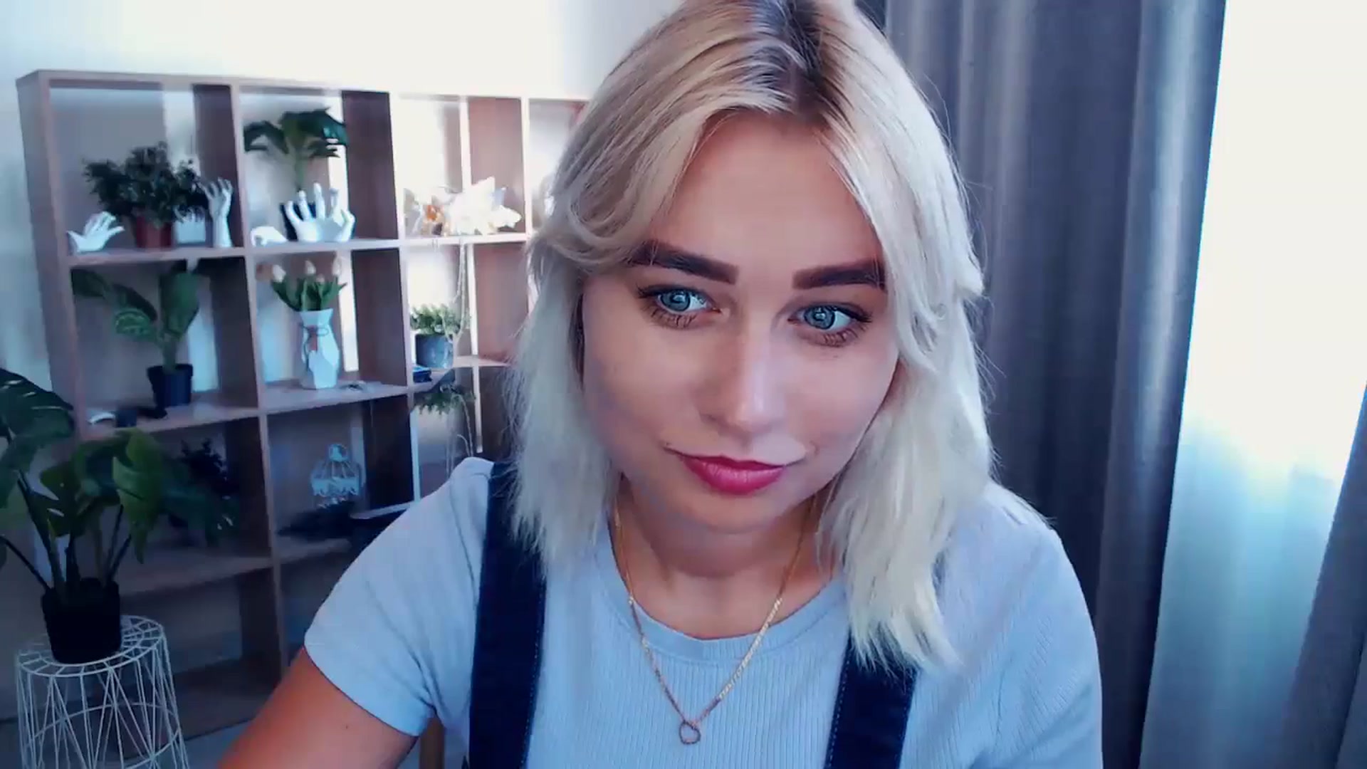 Gallery image thumbnail from Kukla_kolduna's myfreecams stream on, 07/20/2024, 15:24 image 10 of 20