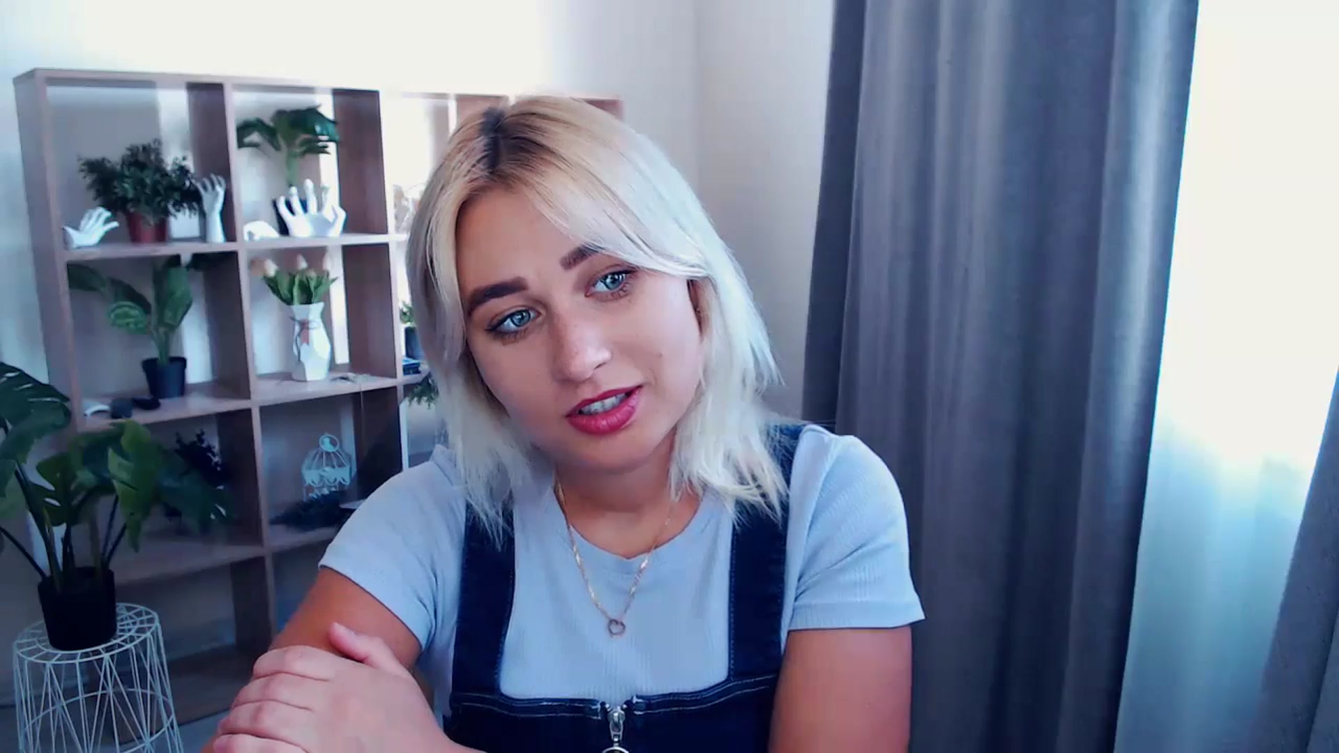 Gallery image thumbnail from Kukla_kolduna's myfreecams stream on, 07/20/2024, 15:24 image 4 of 20