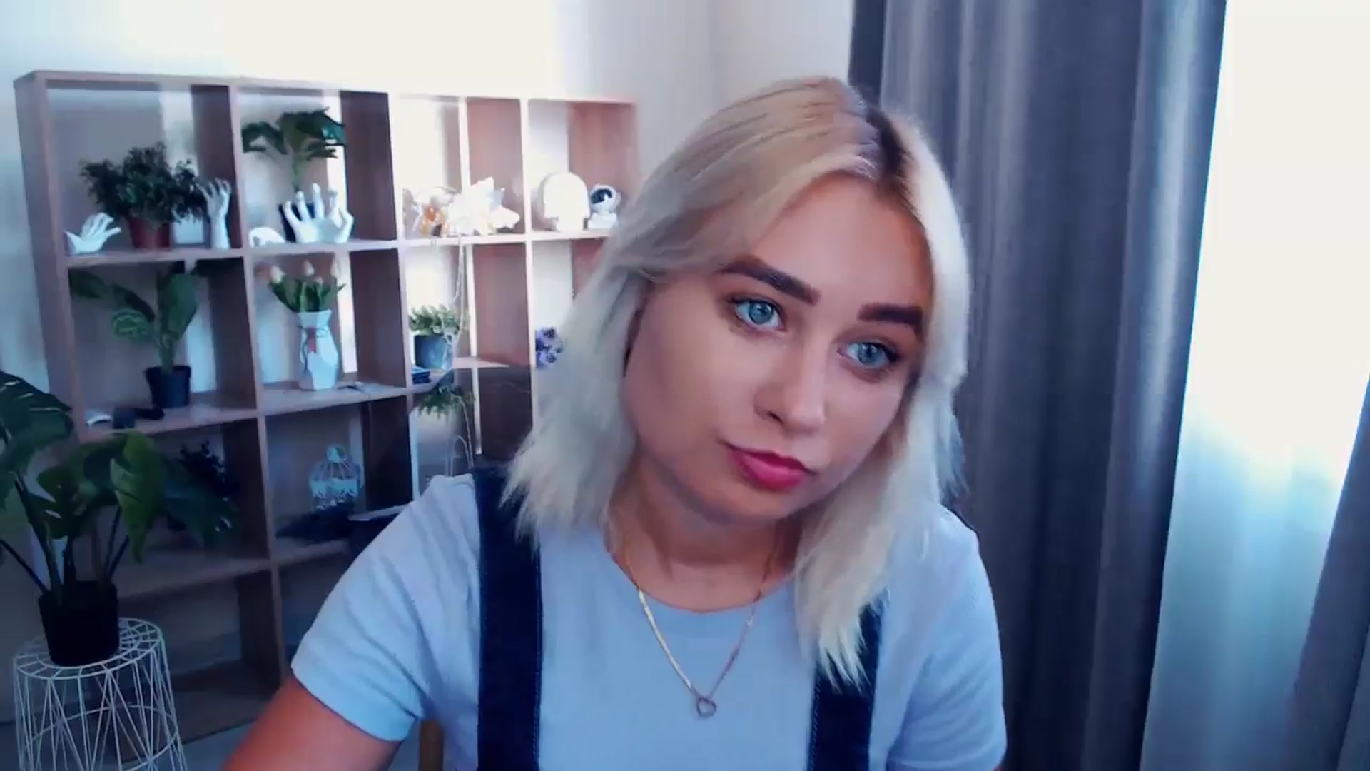 Gallery image thumbnail from Kukla_kolduna's myfreecams stream on, 07/20/2024, 15:24 image 7 of 20