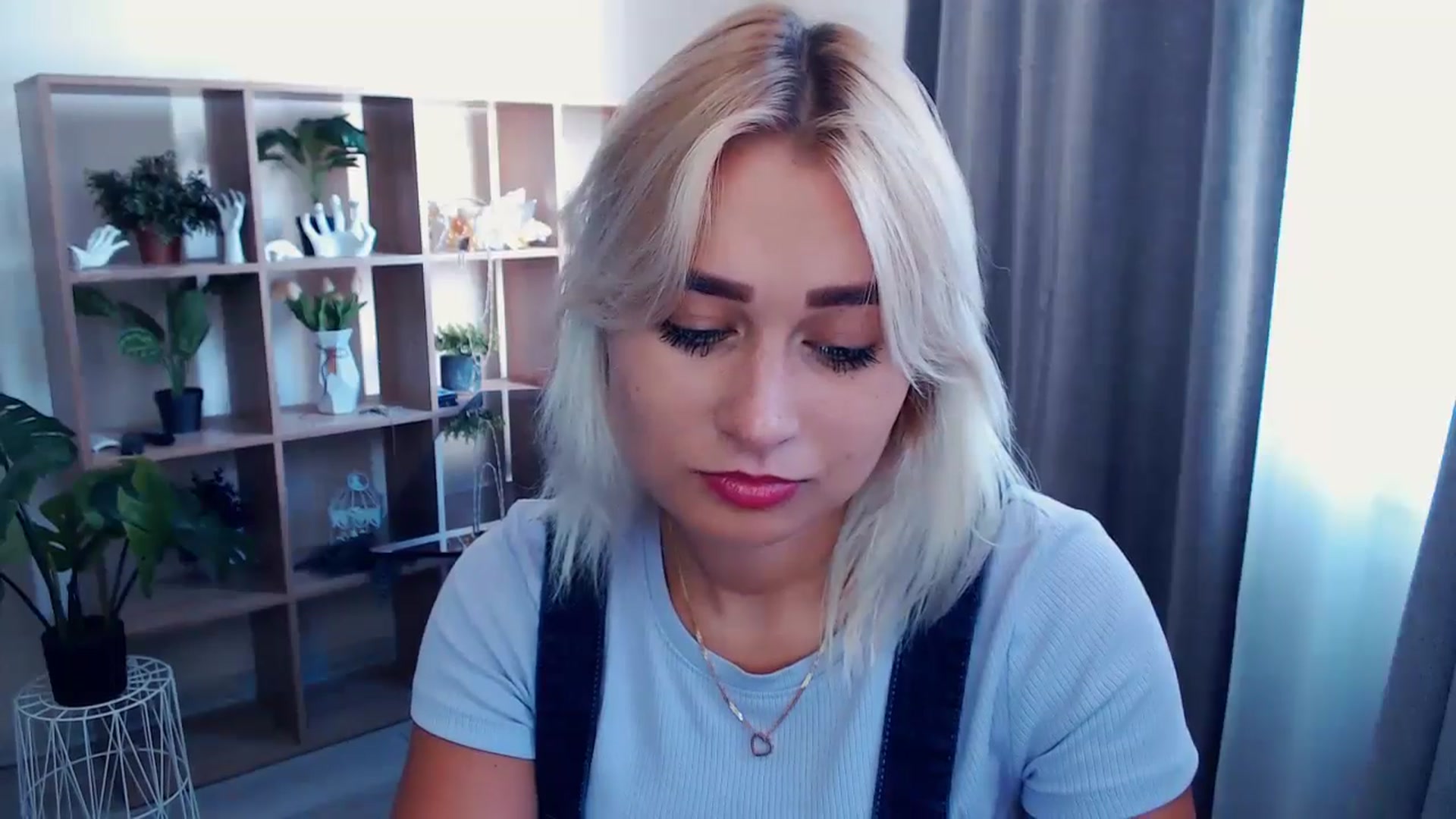 Gallery image thumbnail from Kukla_kolduna's myfreecams stream on, 07/20/2024, 15:24 image 2 of 20