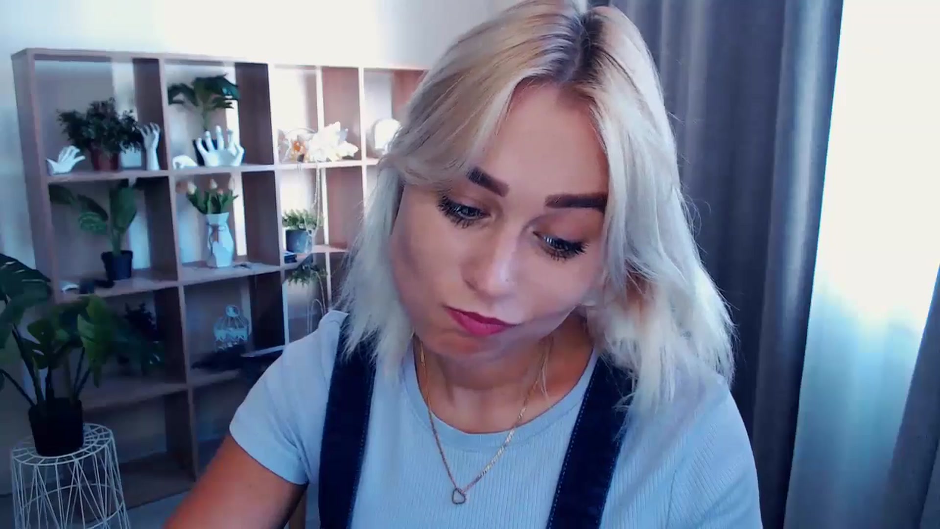 Gallery image thumbnail from Kukla_kolduna's myfreecams stream on, 07/20/2024, 15:24 image 14 of 20