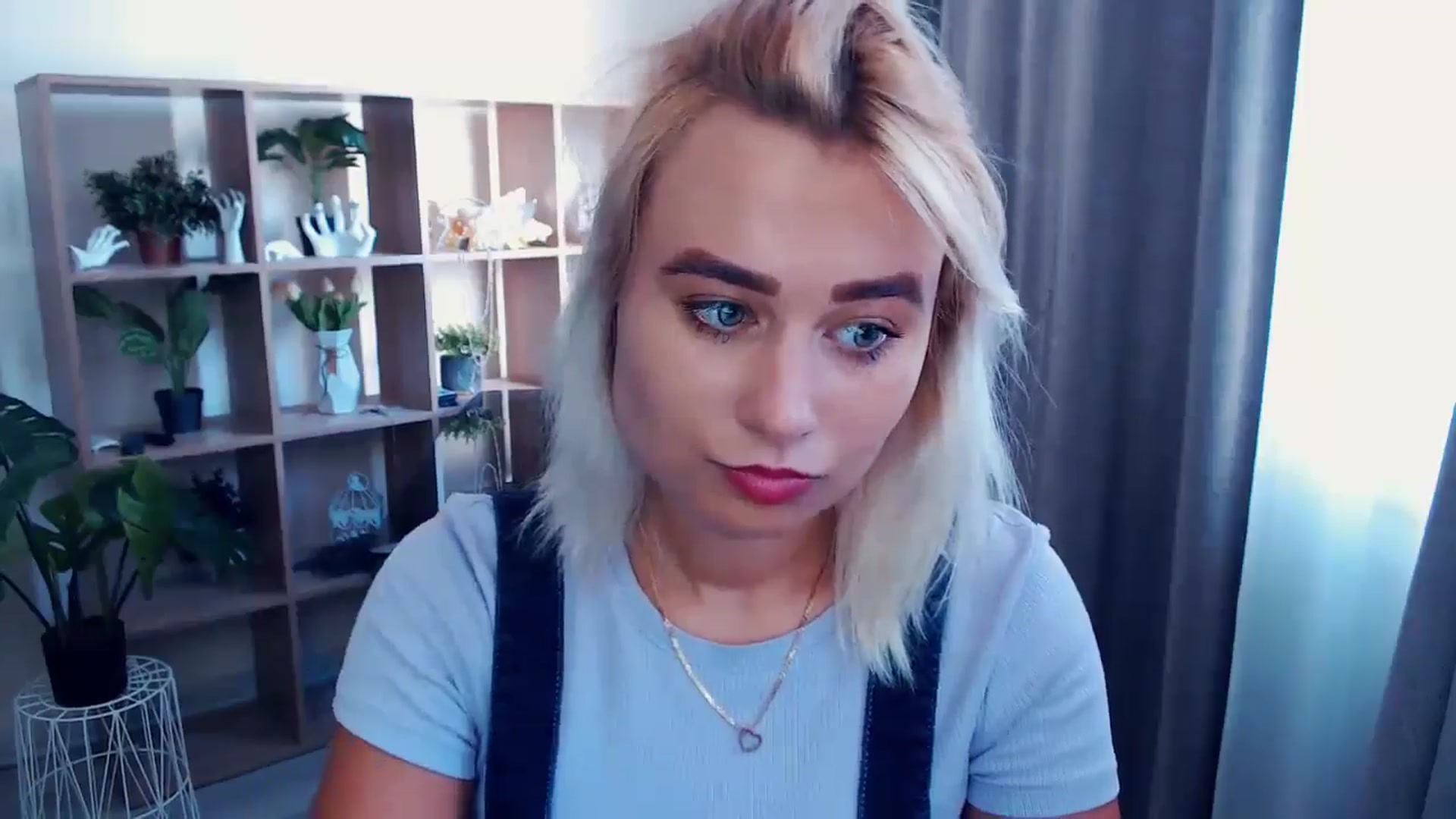 Gallery image thumbnail from Kukla_kolduna's myfreecams stream on, 07/20/2024, 15:24 image 8 of 20