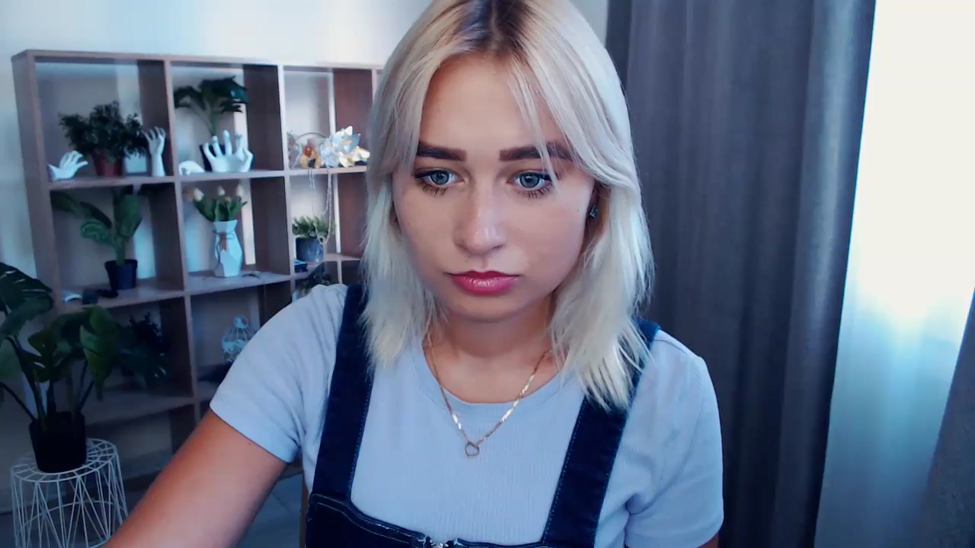 Gallery image thumbnail from Kukla_kolduna's myfreecams stream on, 07/20/2024, 17:44 image 4 of 20