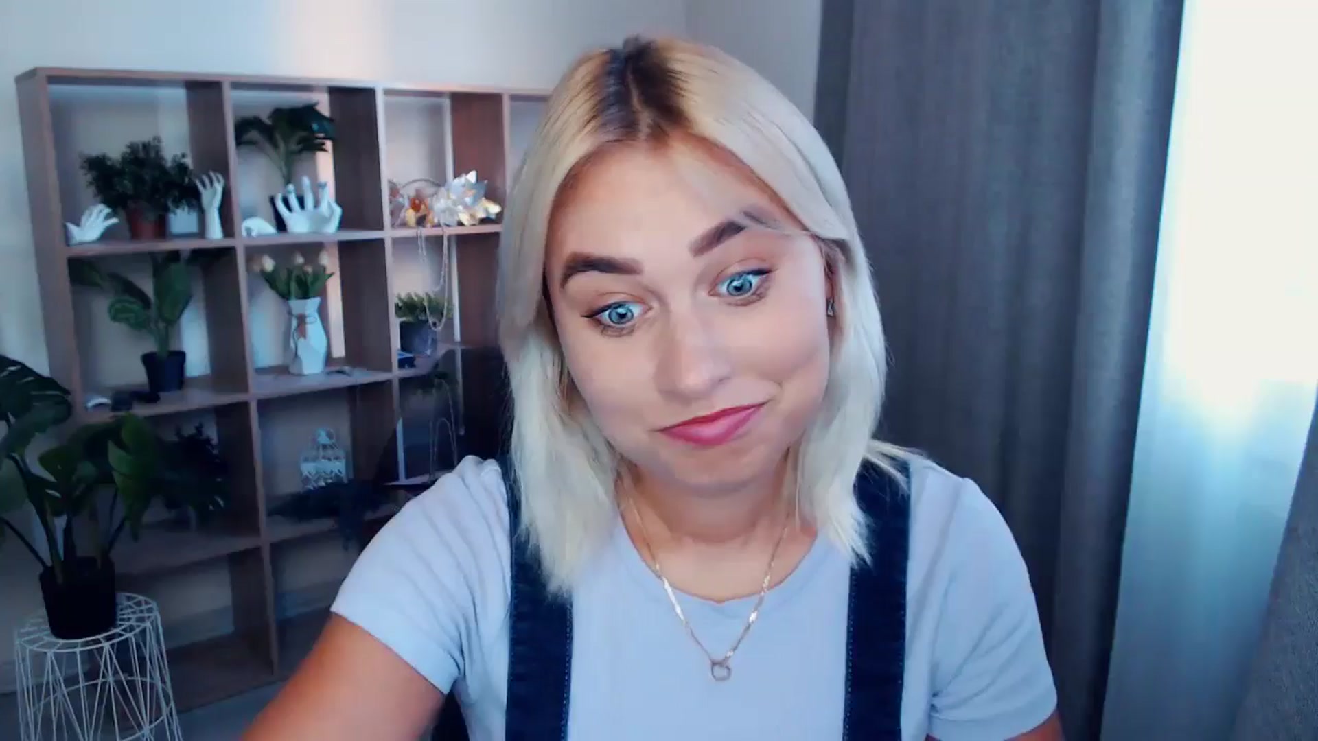 Gallery image thumbnail from Kukla_kolduna's myfreecams stream on, 07/20/2024, 17:44 image 14 of 20