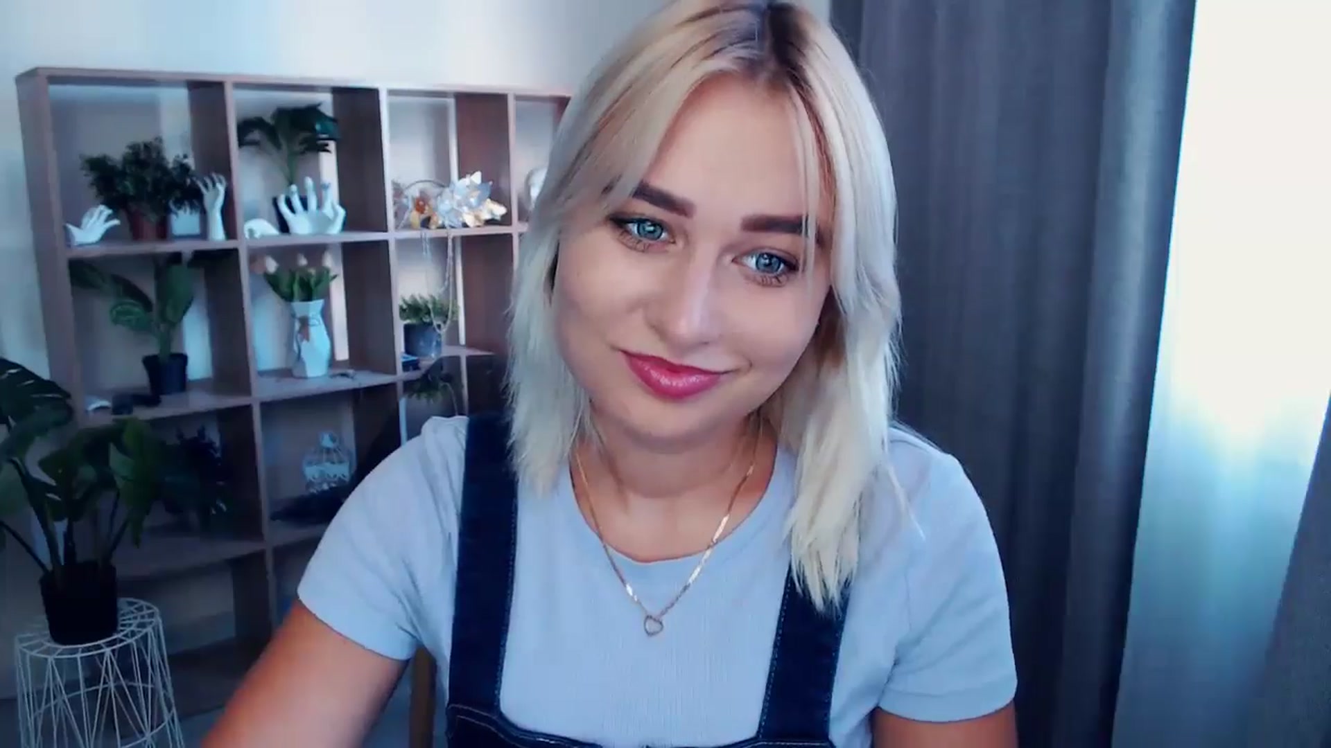 Gallery image thumbnail from Kukla_kolduna's myfreecams stream on, 07/20/2024, 17:44 image 5 of 20