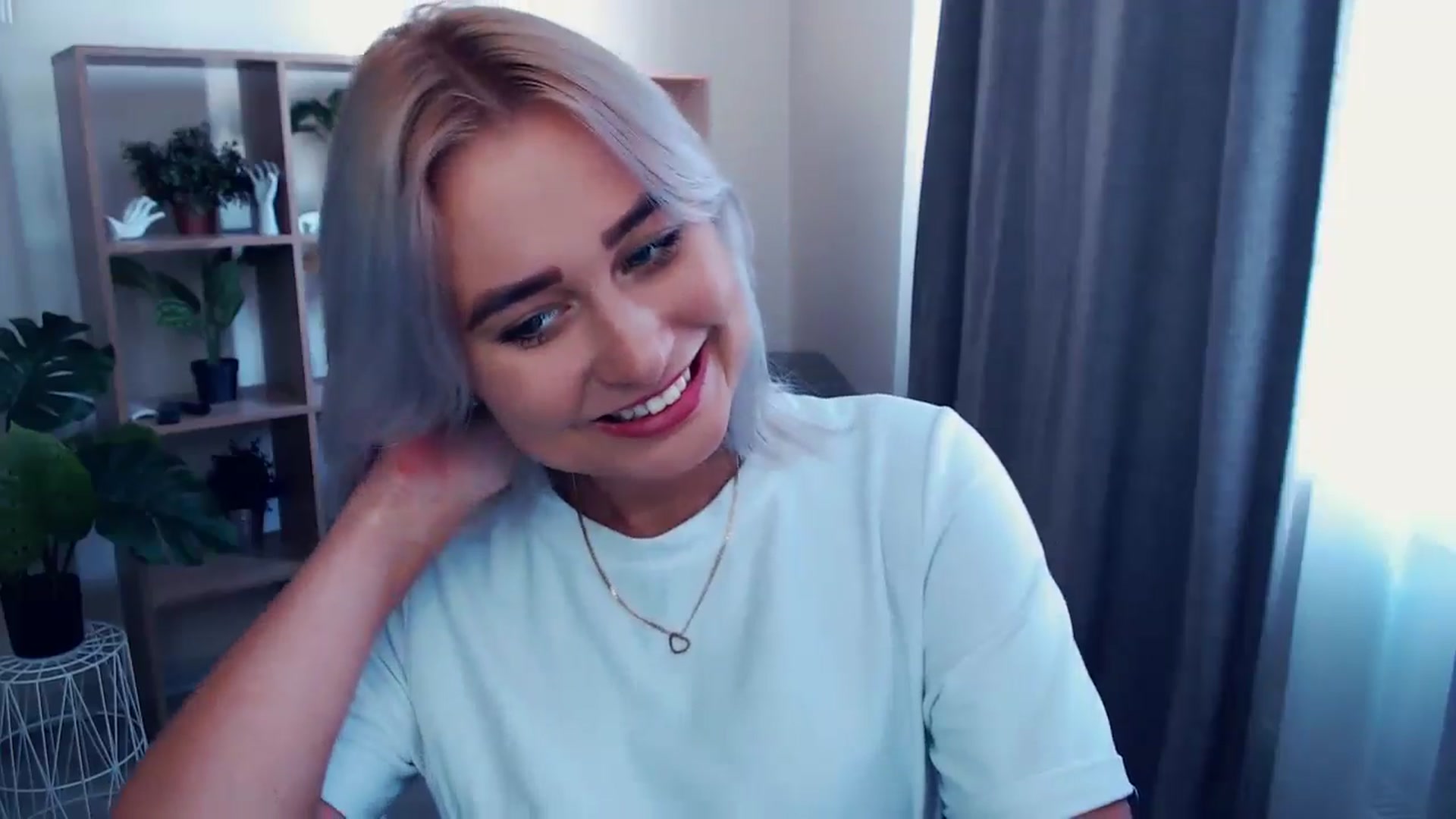 Gallery image thumbnail from Kukla_kolduna's myfreecams stream on, 07/21/2024, 15:08 image 16 of 20