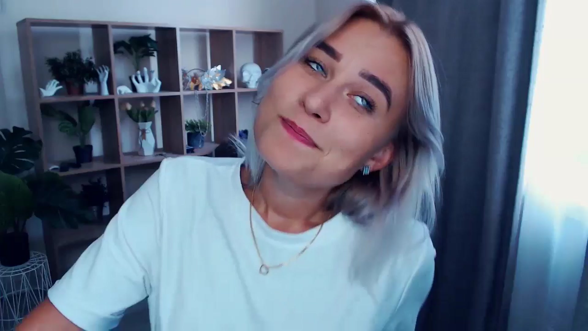 Gallery image thumbnail from Kukla_kolduna's myfreecams stream on, 07/21/2024, 16:38 image 13 of 20