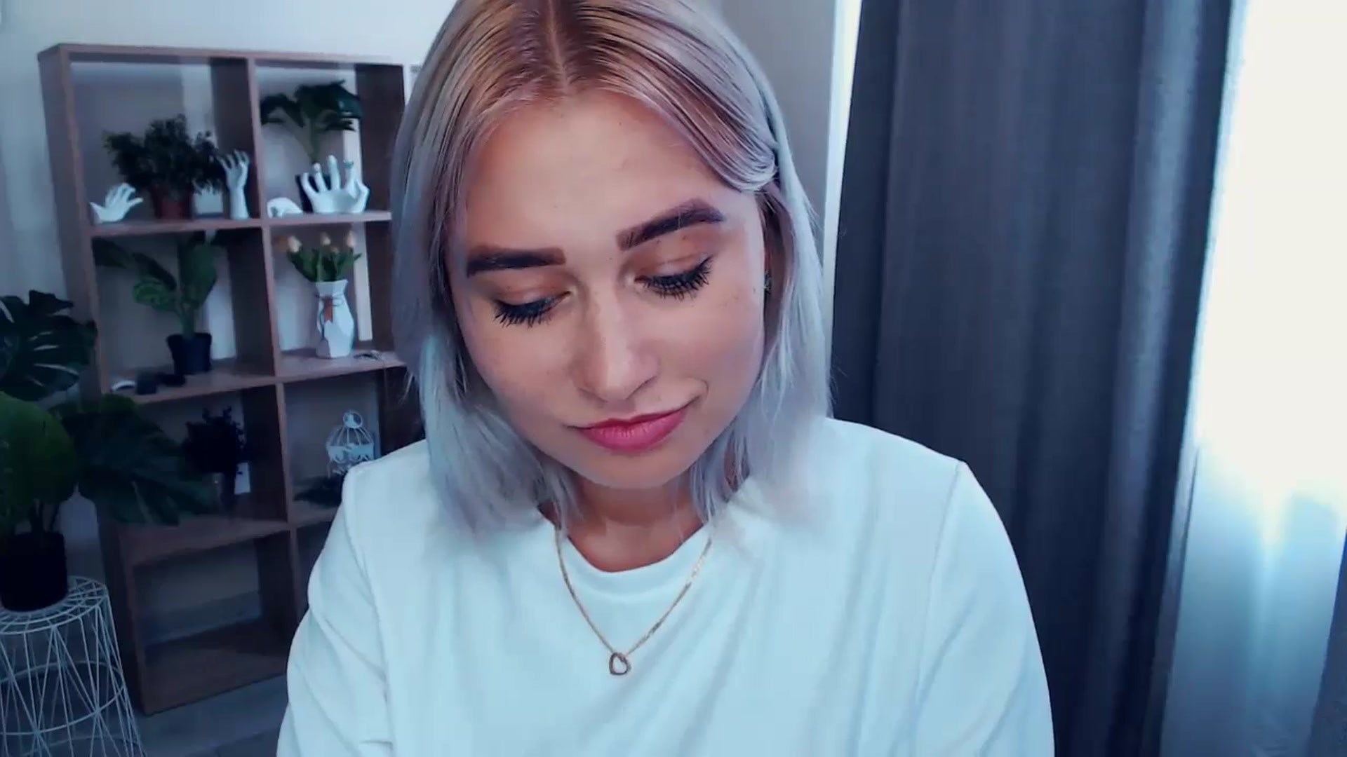 Gallery image thumbnail from Kukla_kolduna's myfreecams stream on, 07/21/2024, 16:38 image 11 of 20