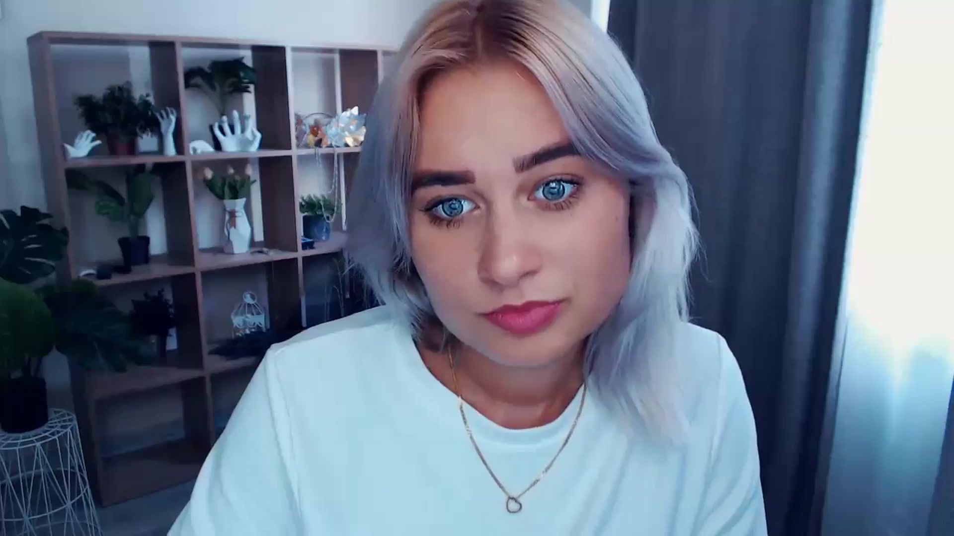 Gallery image thumbnail from Kukla_kolduna's myfreecams stream on, 07/21/2024, 16:38 image 12 of 20