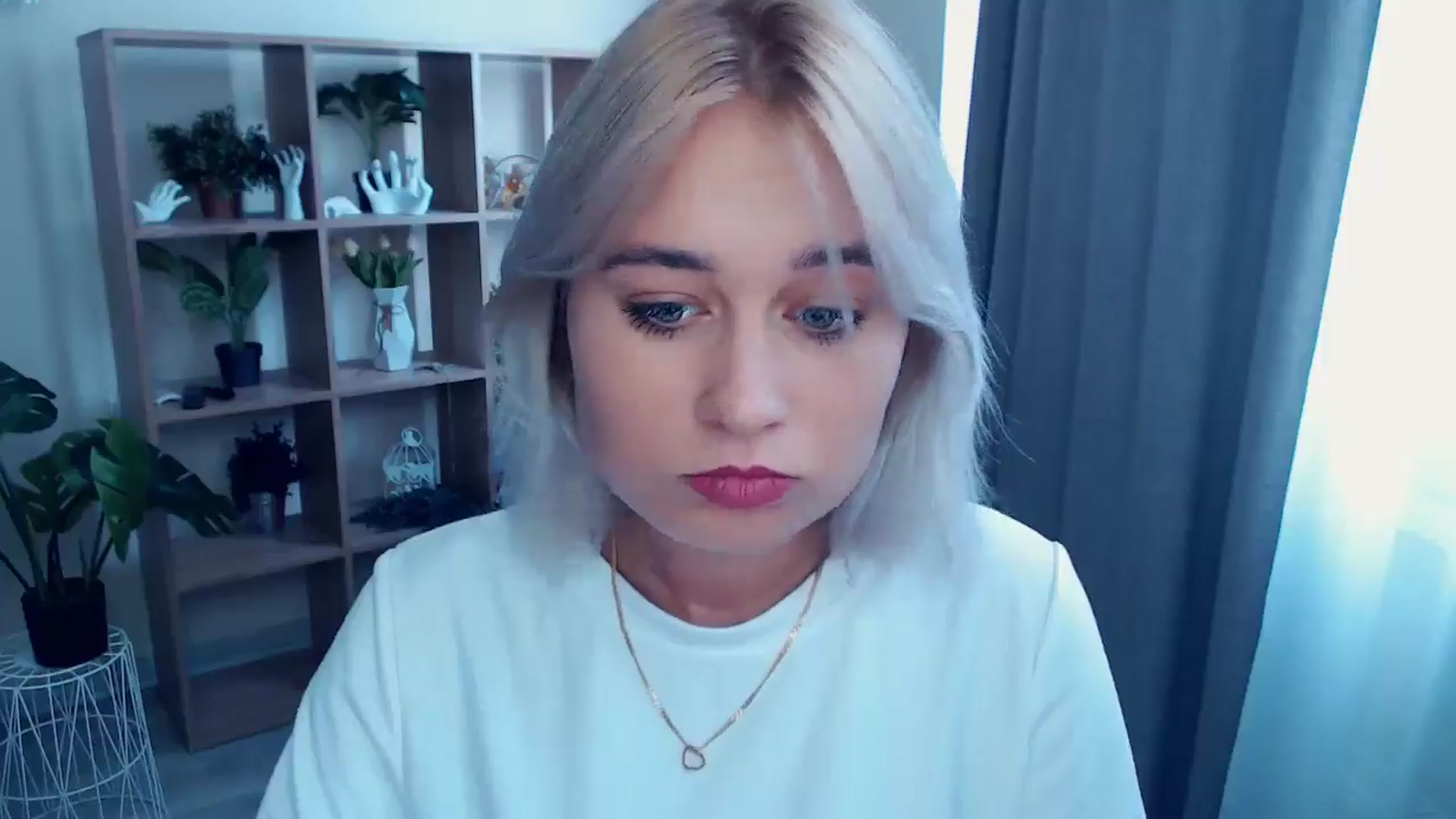 Gallery image thumbnail from Kukla_kolduna's myfreecams stream on, 07/24/2024, 15:19 image 16 of 20