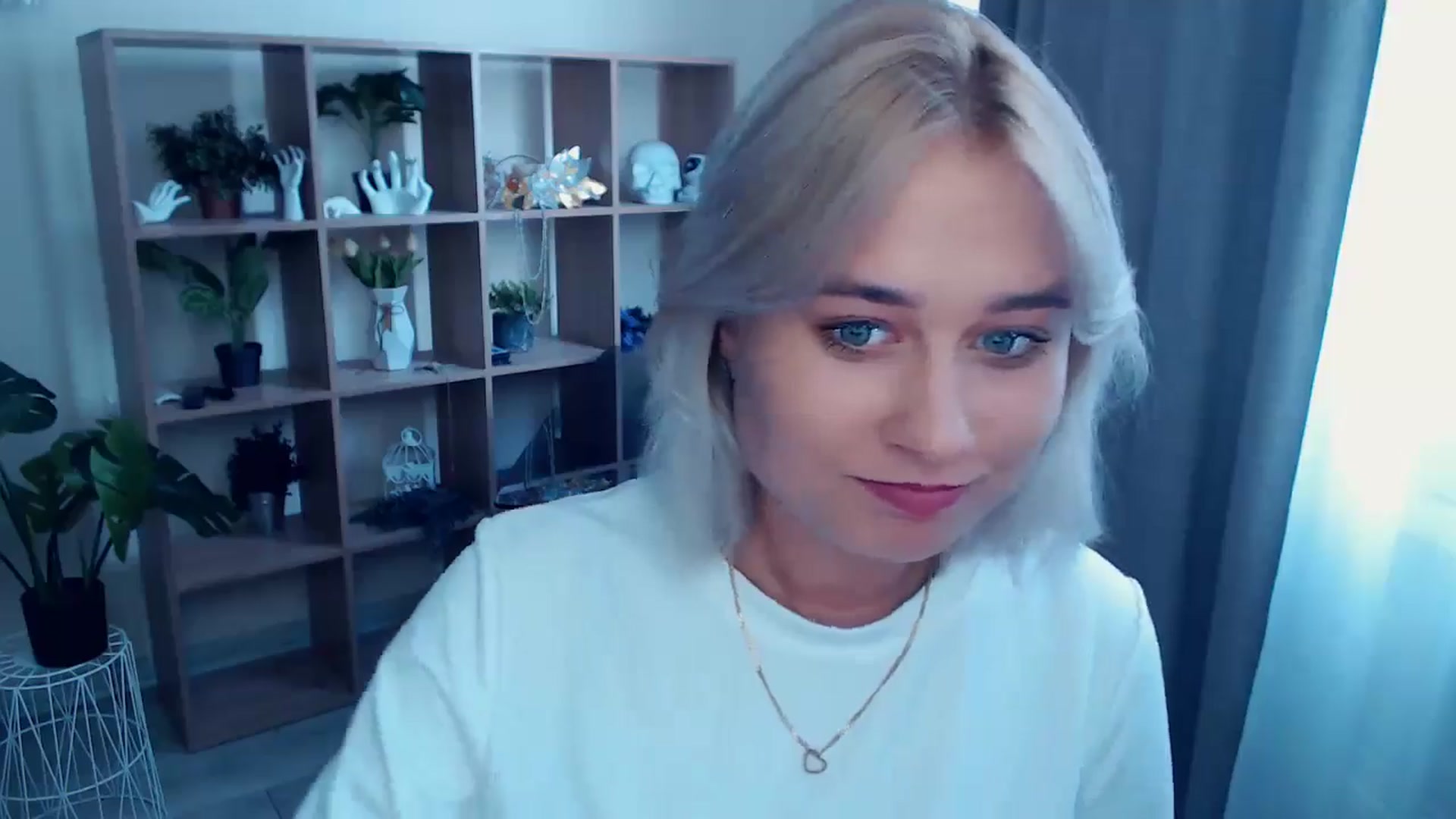 Gallery image thumbnail from Kukla_kolduna's myfreecams stream on, 07/24/2024, 15:19 image 19 of 20