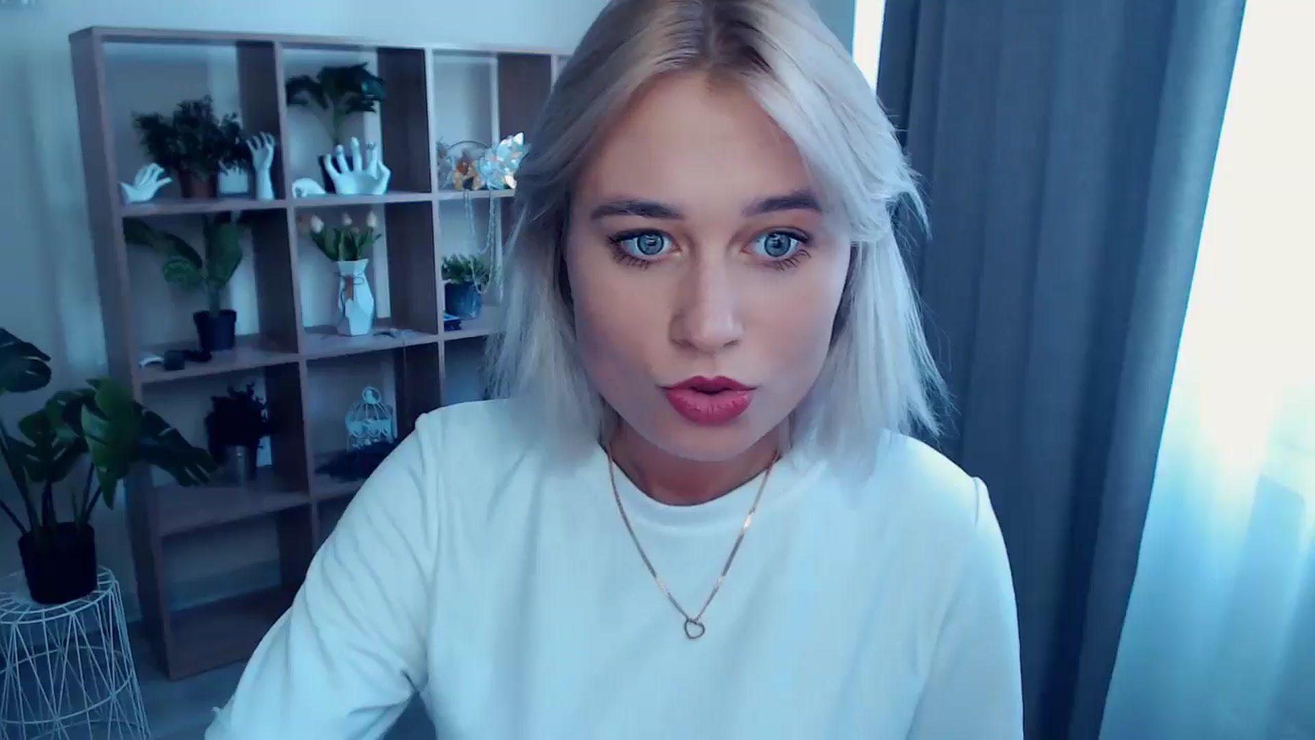 Gallery image thumbnail from Kukla_kolduna's myfreecams stream on, 07/24/2024, 15:19 image 1 of 20