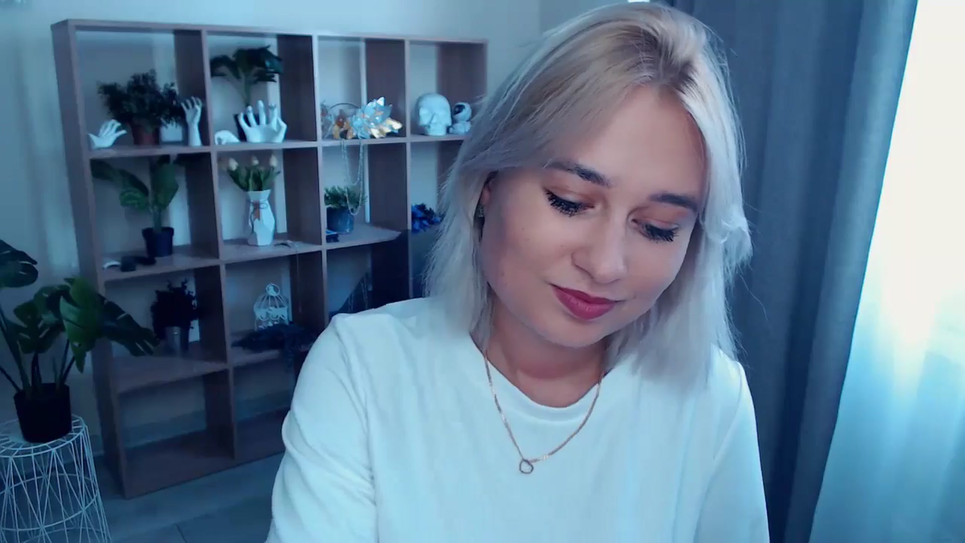 Gallery image thumbnail from Kukla_kolduna's myfreecams stream on, 07/24/2024, 15:19 image 5 of 20