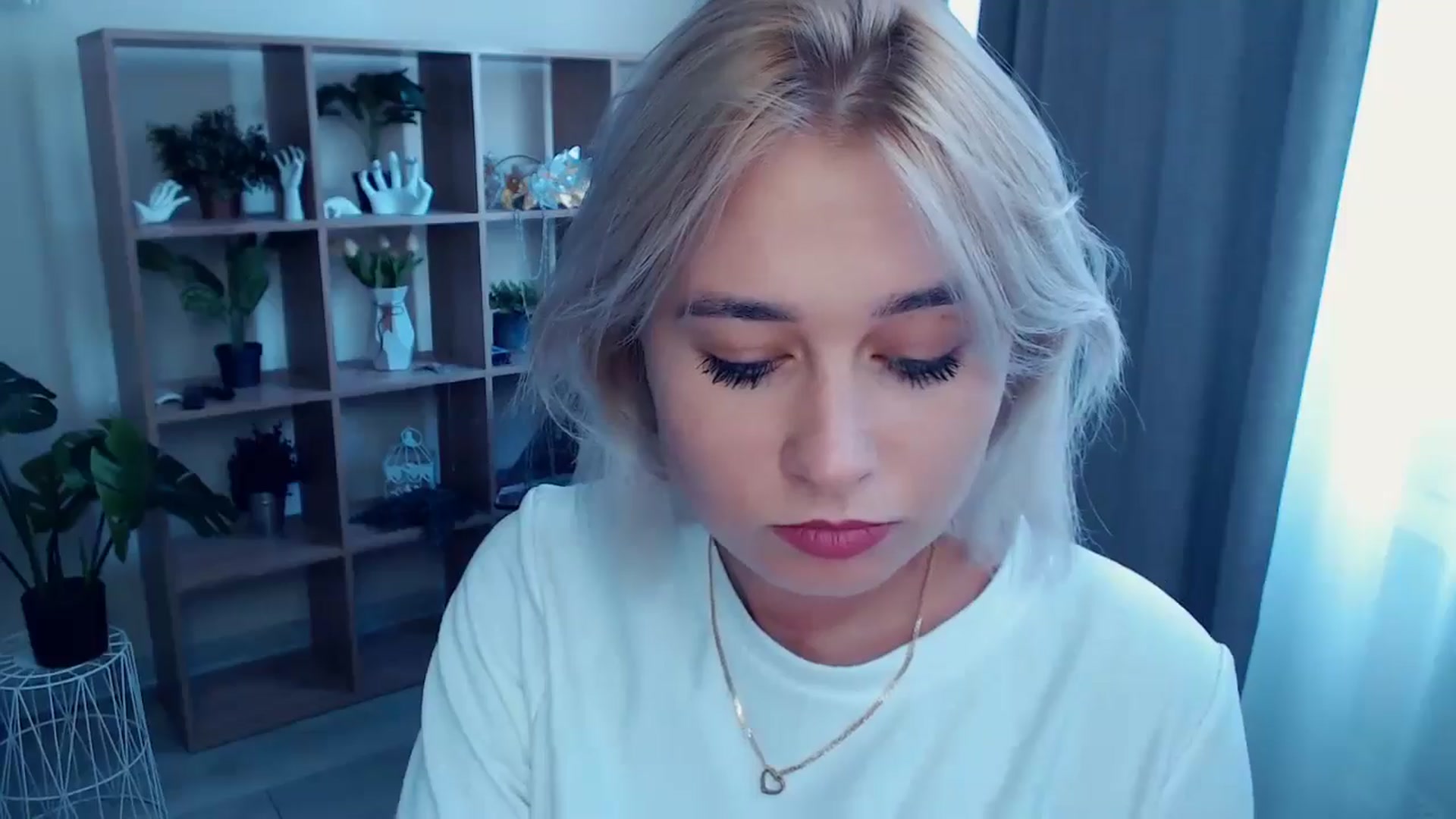 Gallery image thumbnail from Kukla_kolduna's myfreecams stream on, 07/24/2024, 15:19 image 8 of 20