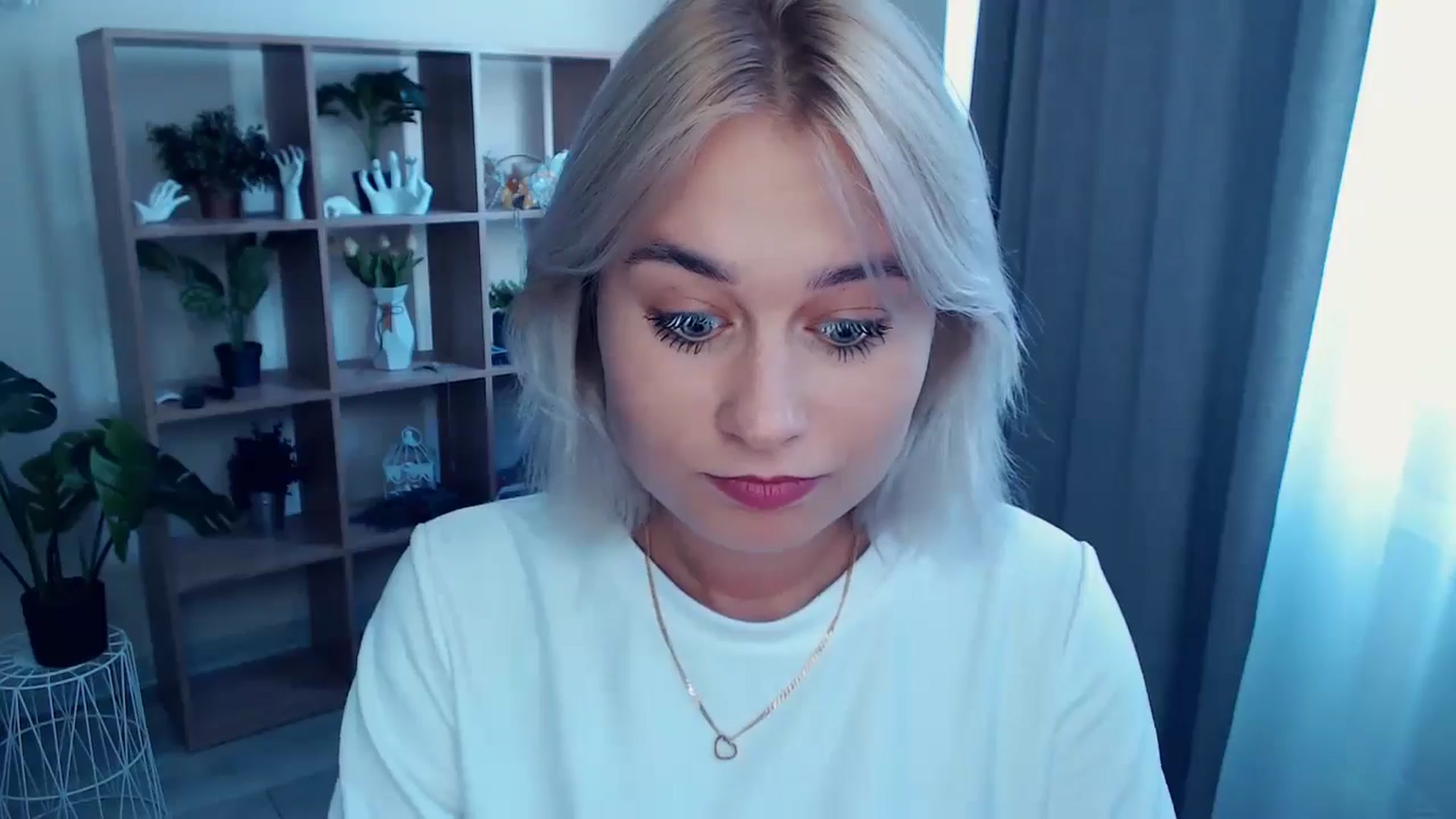 Gallery image thumbnail from Kukla_kolduna's myfreecams stream on, 07/24/2024, 15:19 image 14 of 20