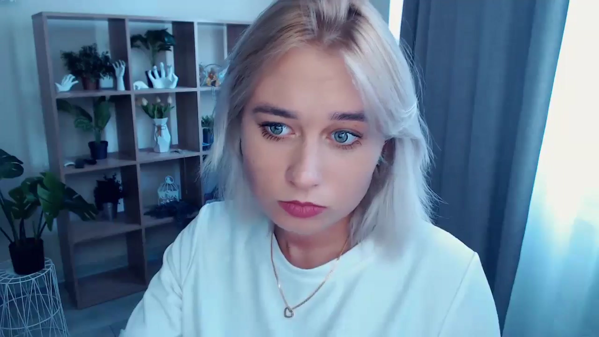 Gallery image thumbnail from Kukla_kolduna's myfreecams stream on, 07/24/2024, 15:19 image 6 of 20