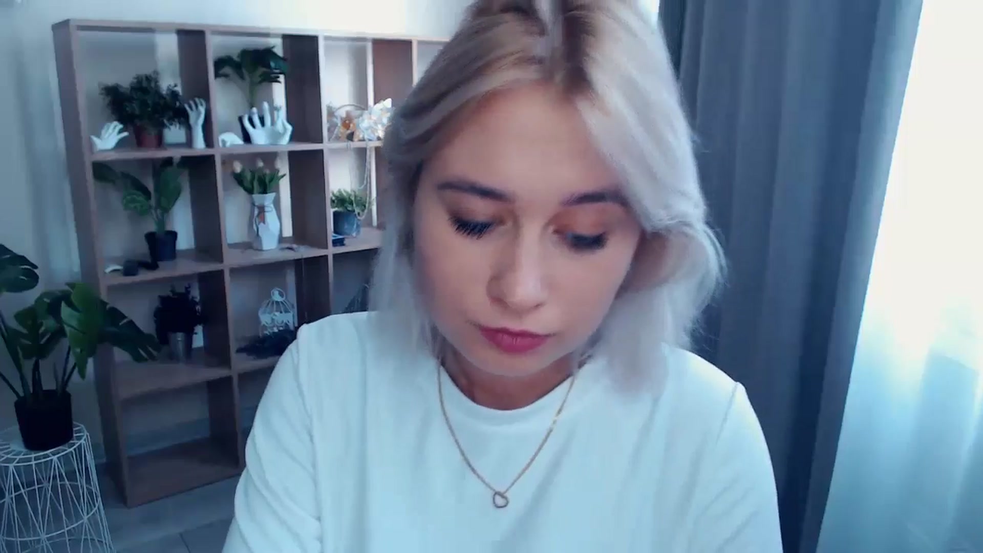 Gallery image thumbnail from Kukla_kolduna's myfreecams stream on, 07/24/2024, 16:14 image 6 of 20