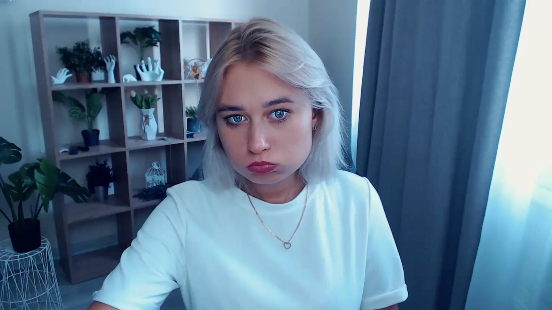 Gallery image thumbnail from Kukla_kolduna's myfreecams stream on, 07/24/2024, 16:14 image 13 of 20