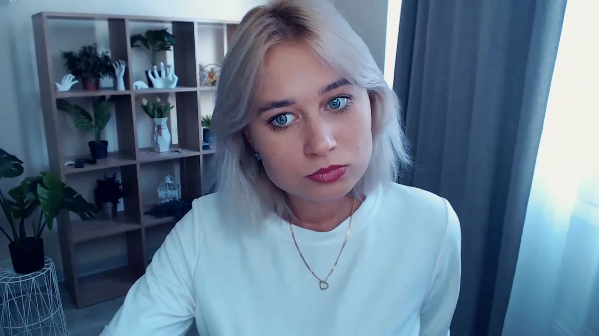 Gallery image thumbnail from Kukla_kolduna's myfreecams stream on, 07/24/2024, 16:14 image 8 of 20