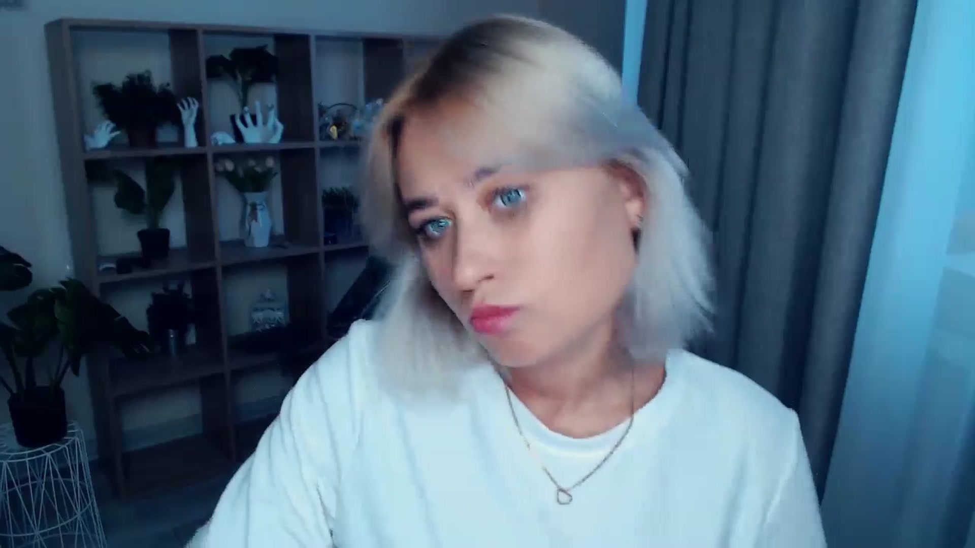 Gallery image thumbnail from Kukla_kolduna's myfreecams stream on, 07/24/2024, 17:49 image 15 of 20