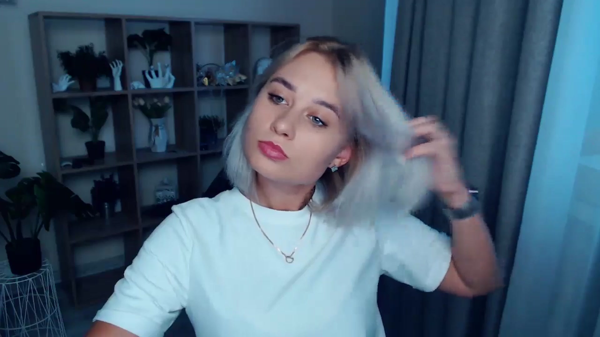 Gallery image thumbnail from Kukla_kolduna's myfreecams stream on, 07/24/2024, 17:49 image 19 of 20