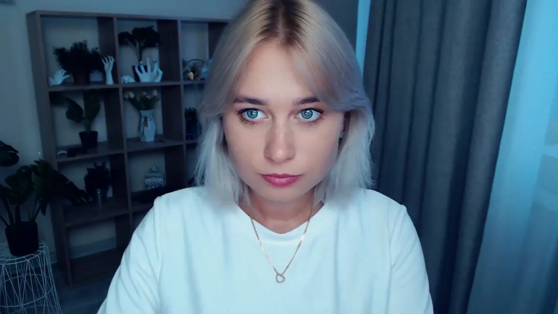 Gallery image thumbnail from Kukla_kolduna's myfreecams stream on, 07/24/2024, 17:49 image 16 of 20