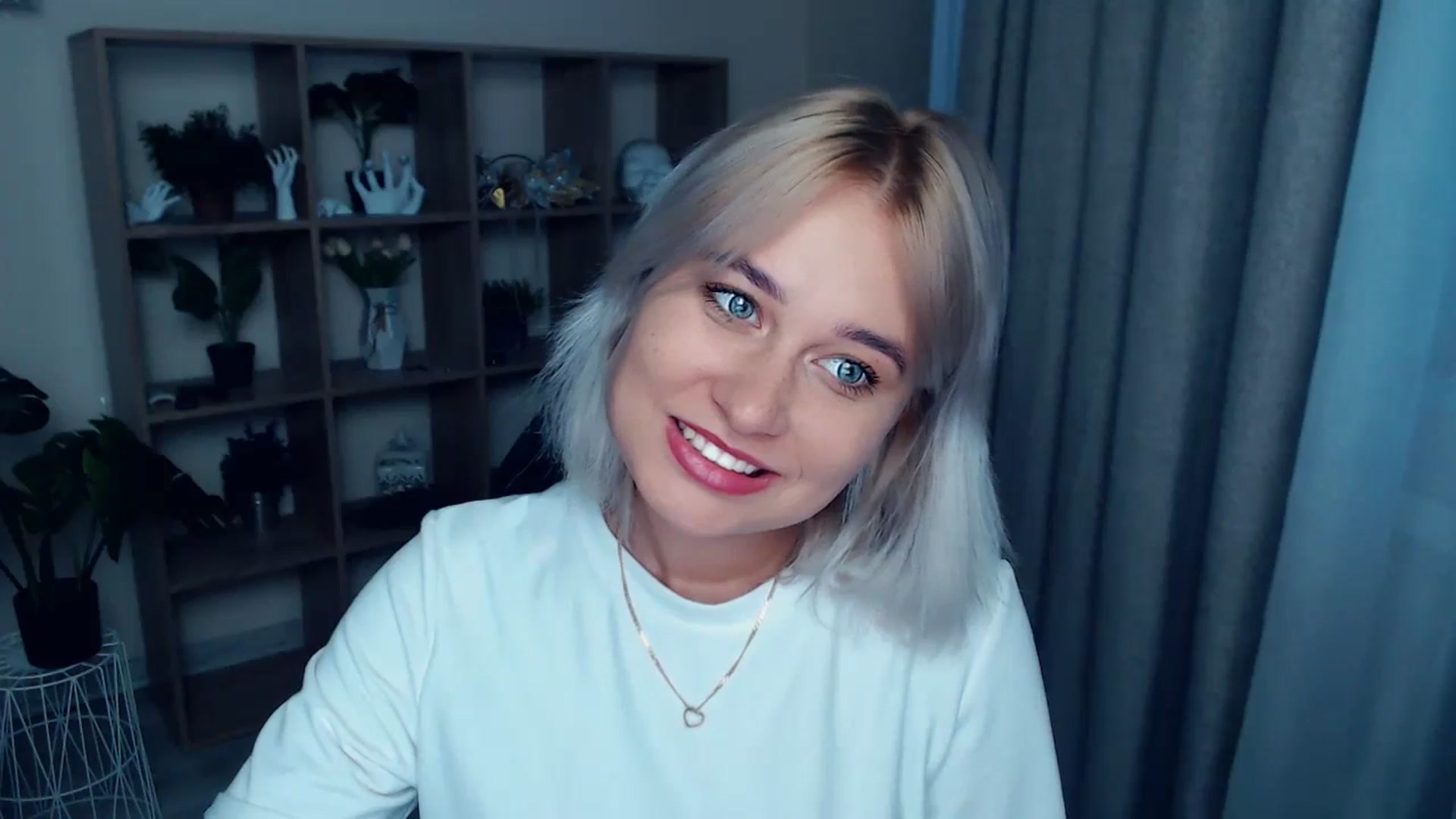 Gallery image thumbnail from Kukla_kolduna's myfreecams stream on, 07/24/2024, 18:13 image 14 of 20