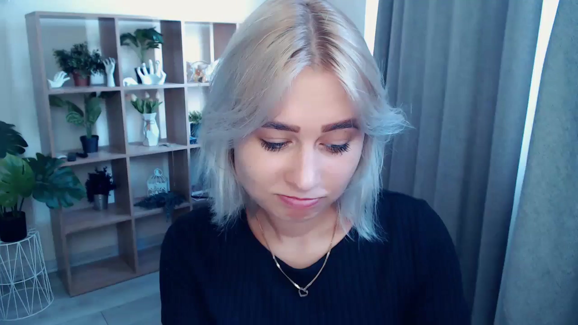 Gallery image thumbnail from Kukla_kolduna's myfreecams stream on, 07/25/2024, 15:30 image 16 of 20