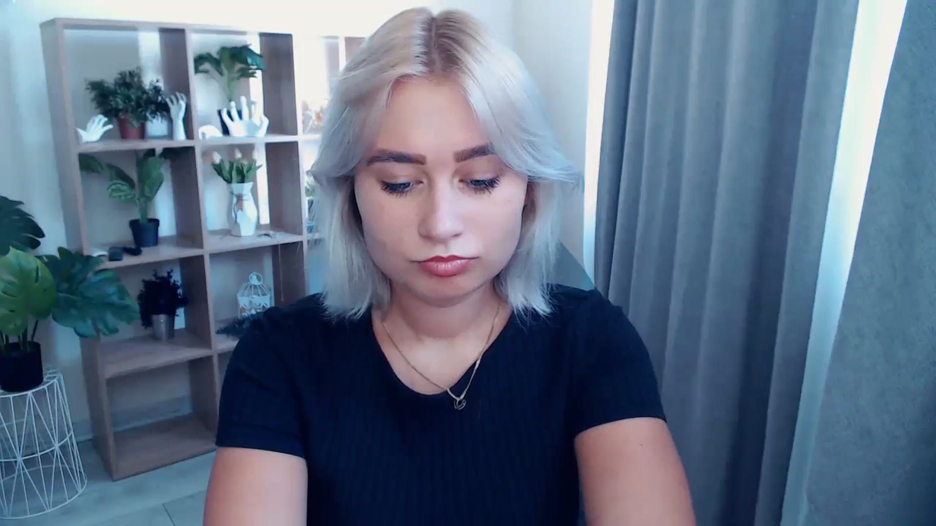 Gallery image thumbnail from Kukla_kolduna's myfreecams stream on, 07/25/2024, 15:30 image 4 of 20