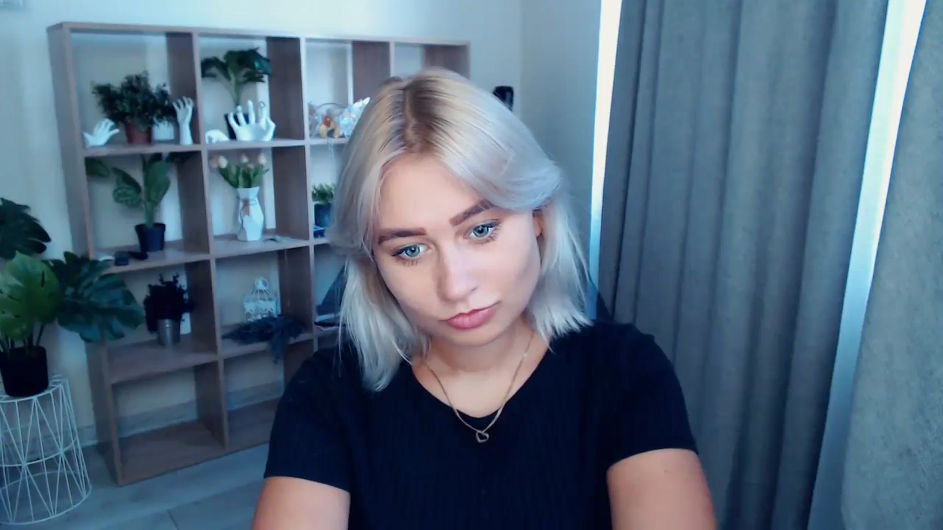 Gallery image thumbnail from Kukla_kolduna's myfreecams stream on, 07/25/2024, 16:43 image 14 of 20