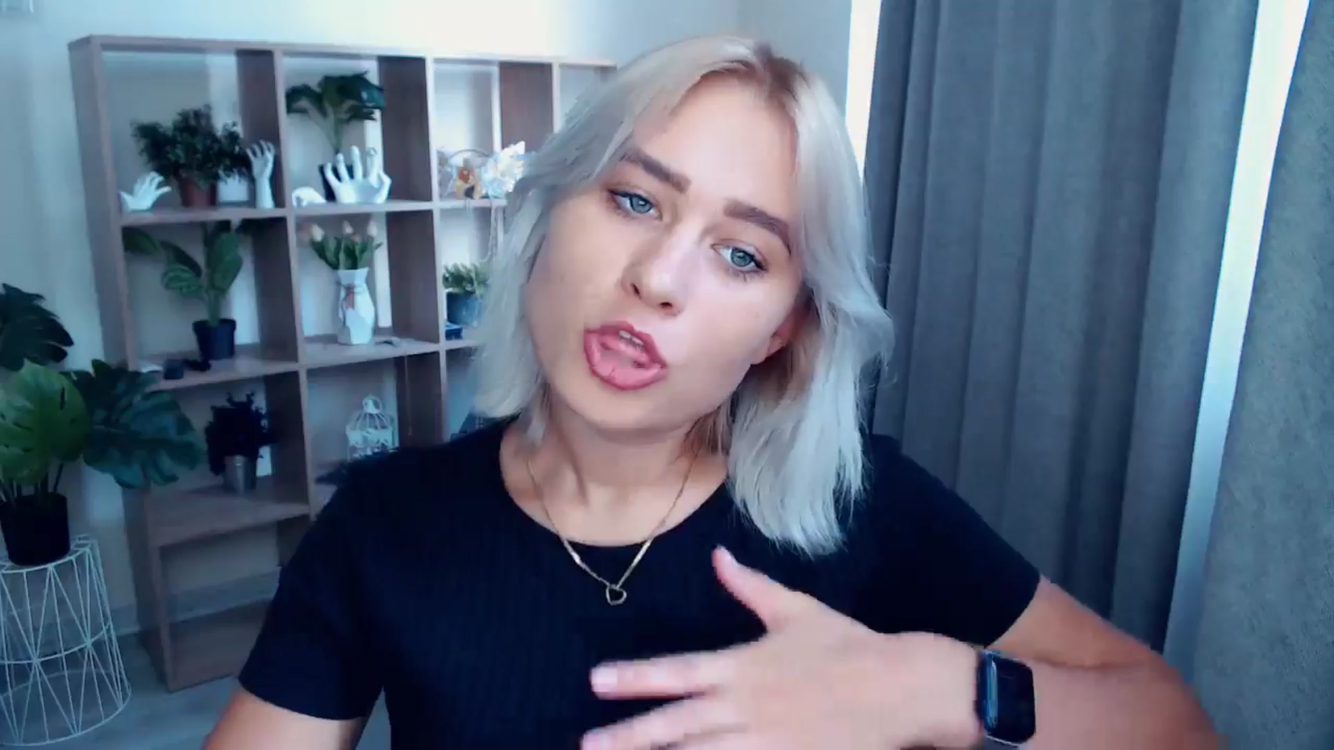 Gallery image thumbnail from Kukla_kolduna's myfreecams stream on, 07/25/2024, 16:43 image 4 of 20