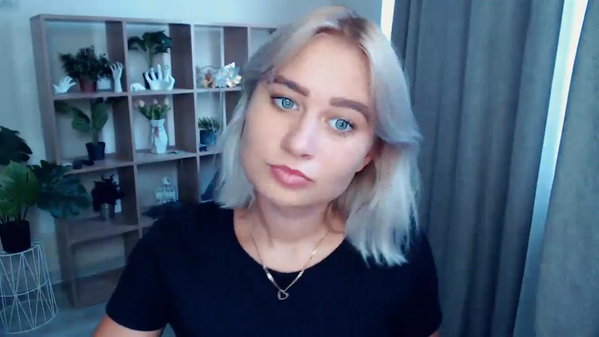 Gallery image thumbnail from Kukla_kolduna's myfreecams stream on, 07/25/2024, 16:43 image 12 of 20