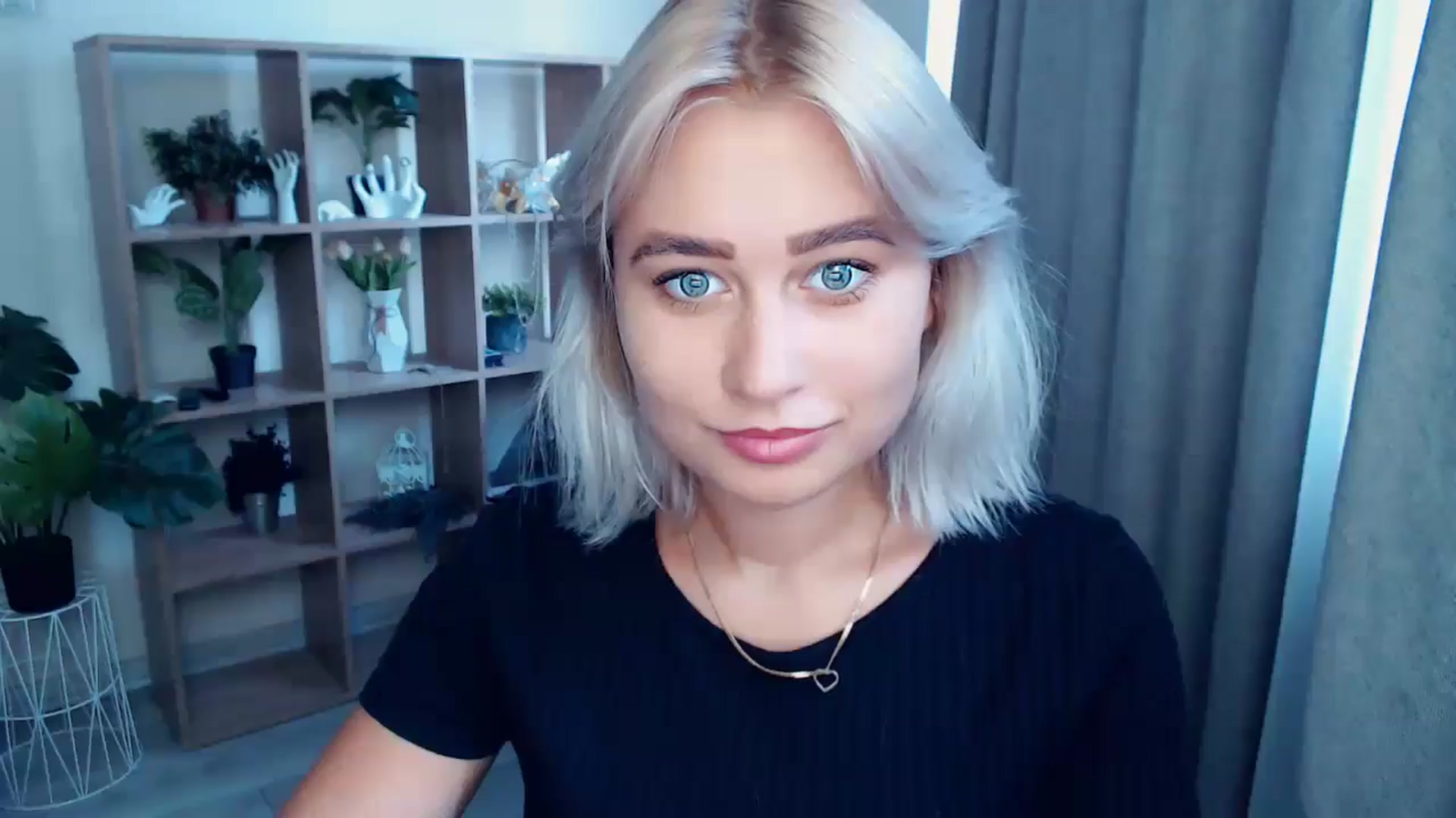 Gallery image thumbnail from Kukla_kolduna's myfreecams stream on, 07/25/2024, 16:43 image 9 of 20