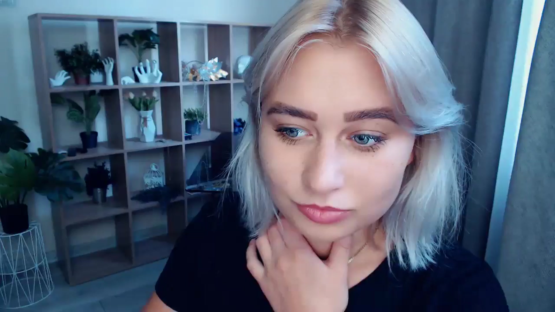 Gallery image thumbnail from Kukla_kolduna's myfreecams stream on, 07/25/2024, 16:43 image 10 of 20