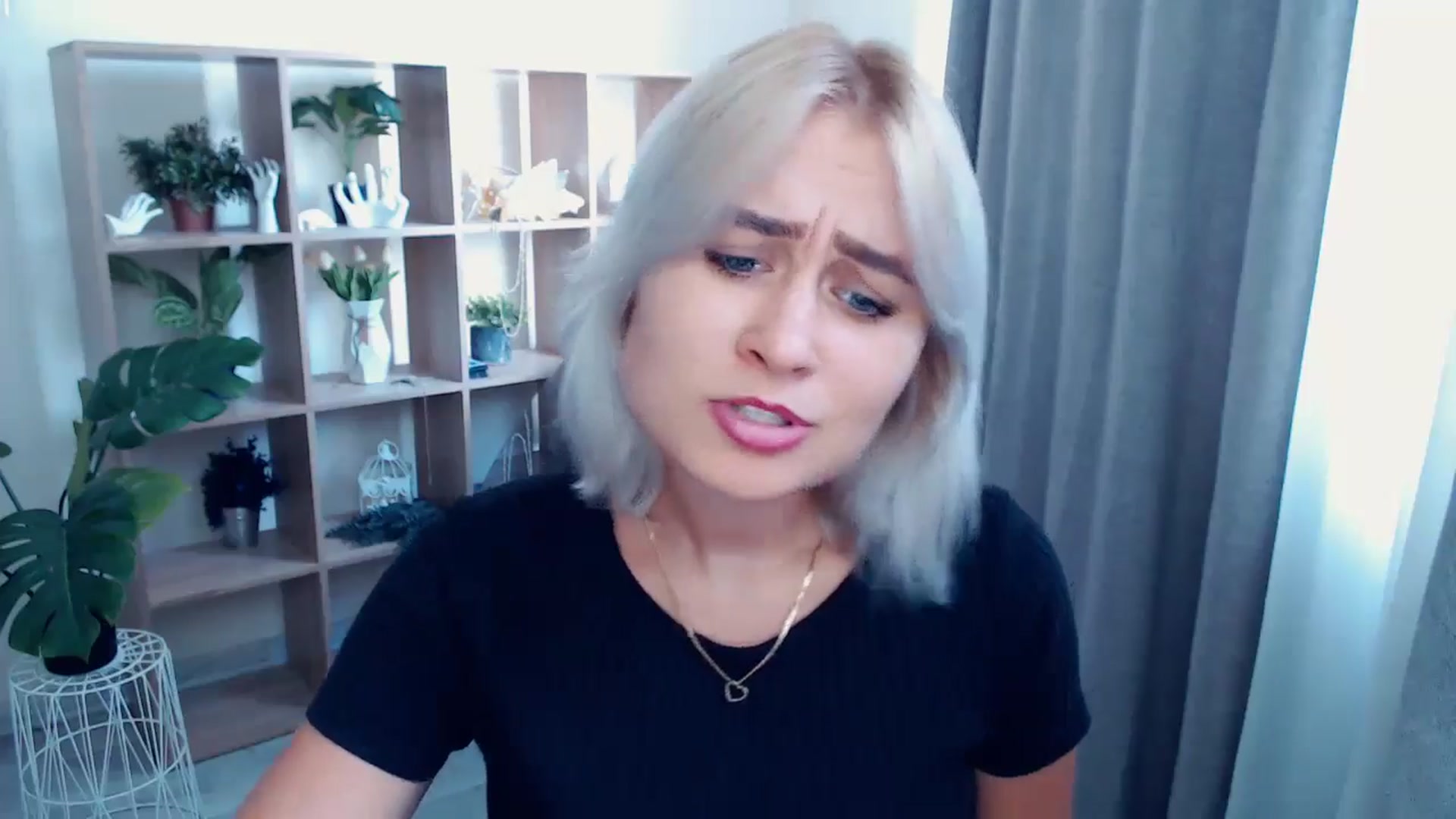 Gallery image thumbnail from Kukla_kolduna's myfreecams stream on, 07/26/2024, 14:27 image 13 of 20