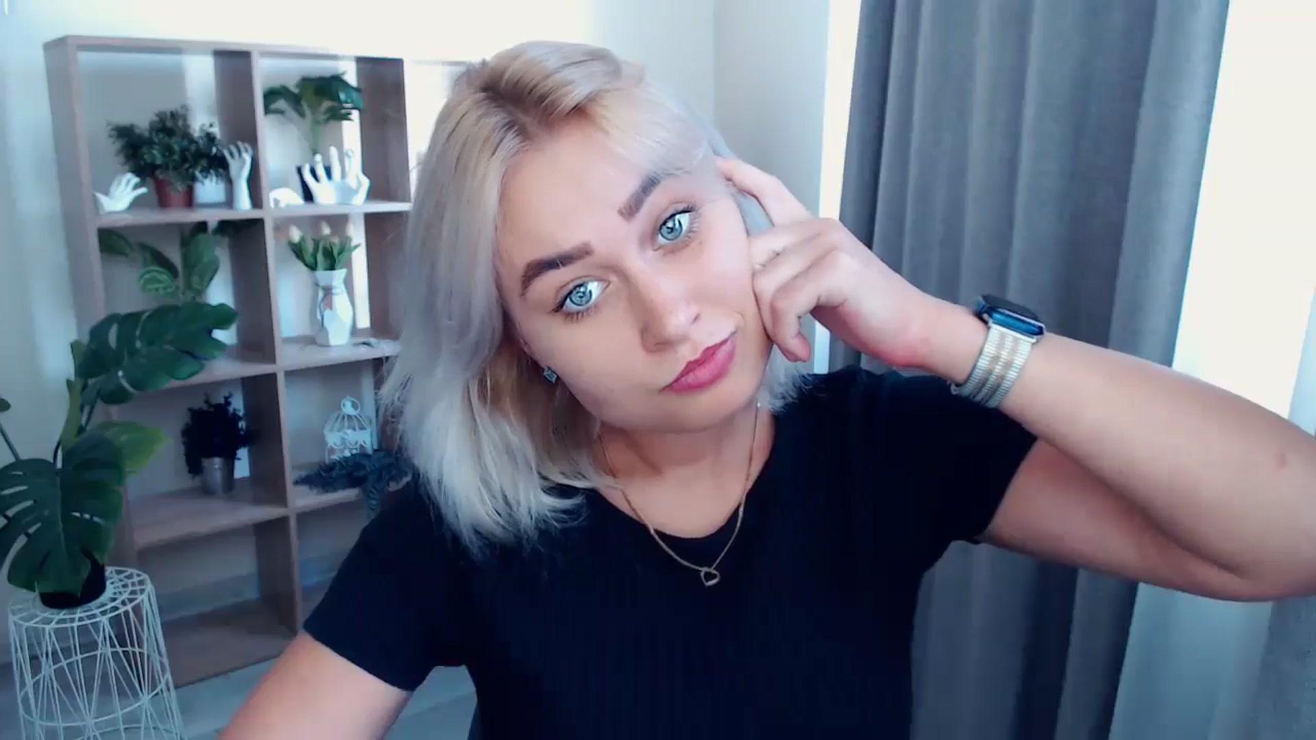 Gallery image thumbnail from Kukla_kolduna's myfreecams stream on, 07/26/2024, 15:19 image 11 of 20