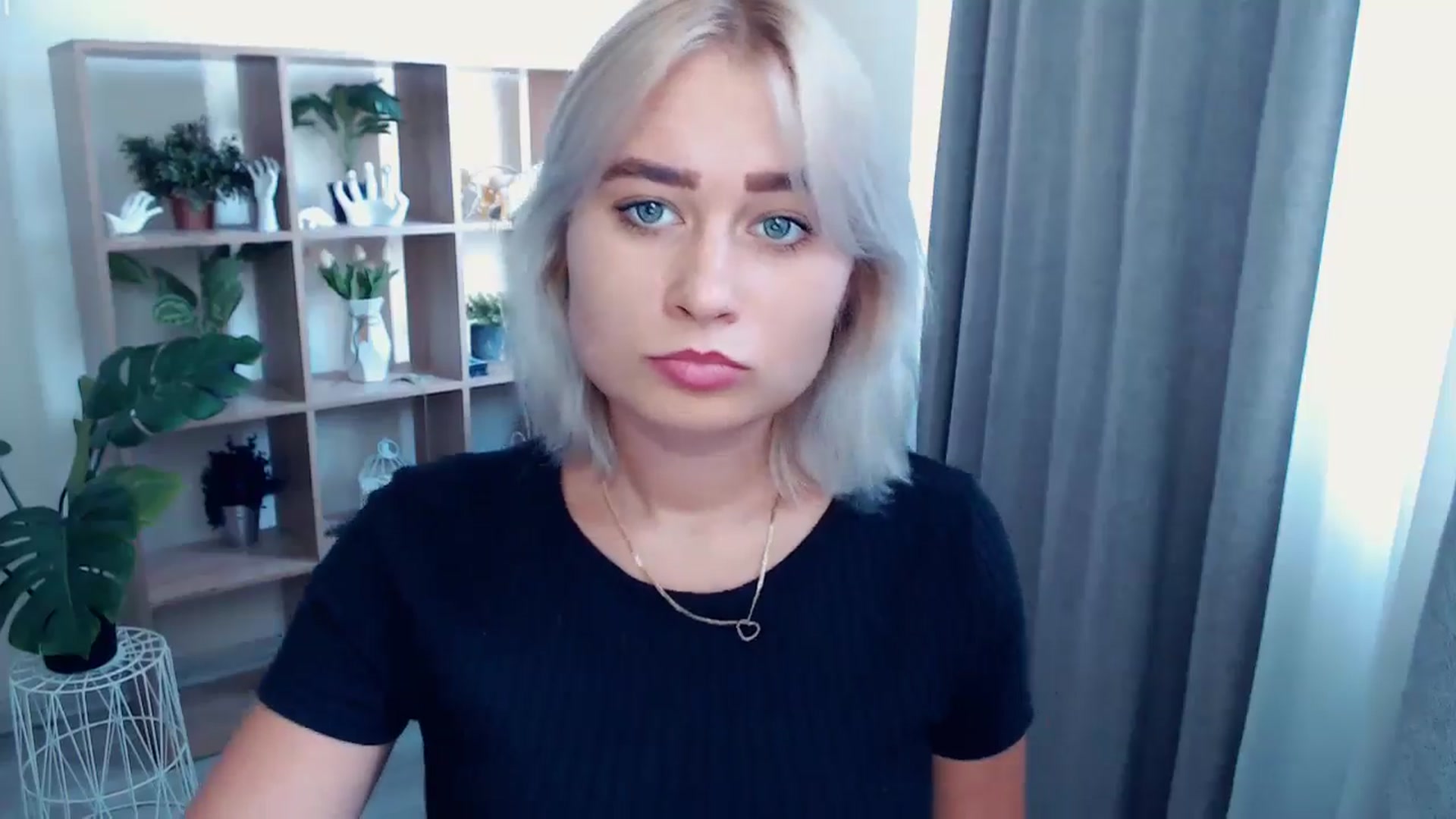Gallery image thumbnail from Kukla_kolduna's myfreecams stream on, 07/26/2024, 15:19 image 8 of 20