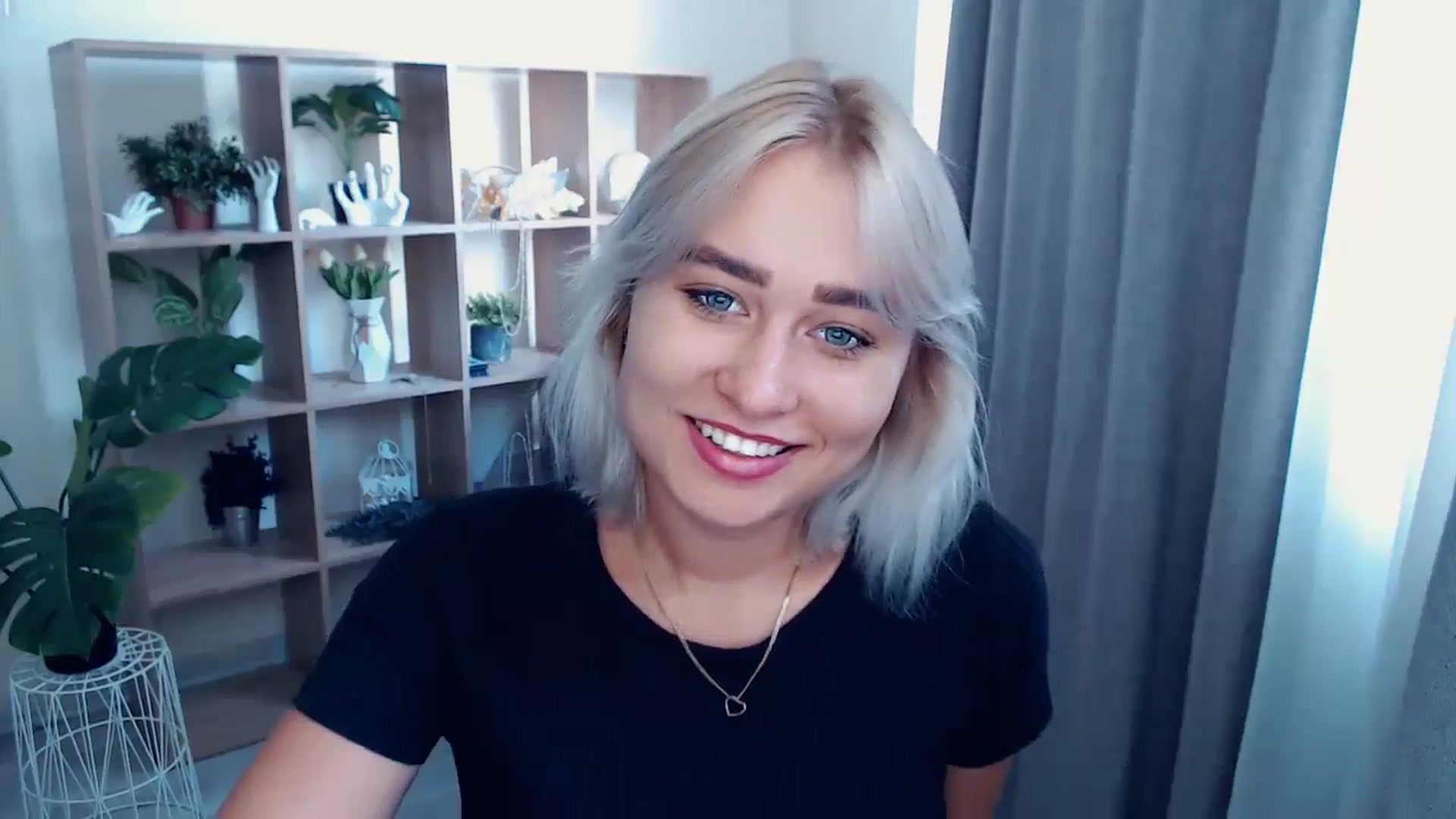 Gallery image thumbnail from Kukla_kolduna's myfreecams stream on, 07/26/2024, 15:19 image 7 of 20