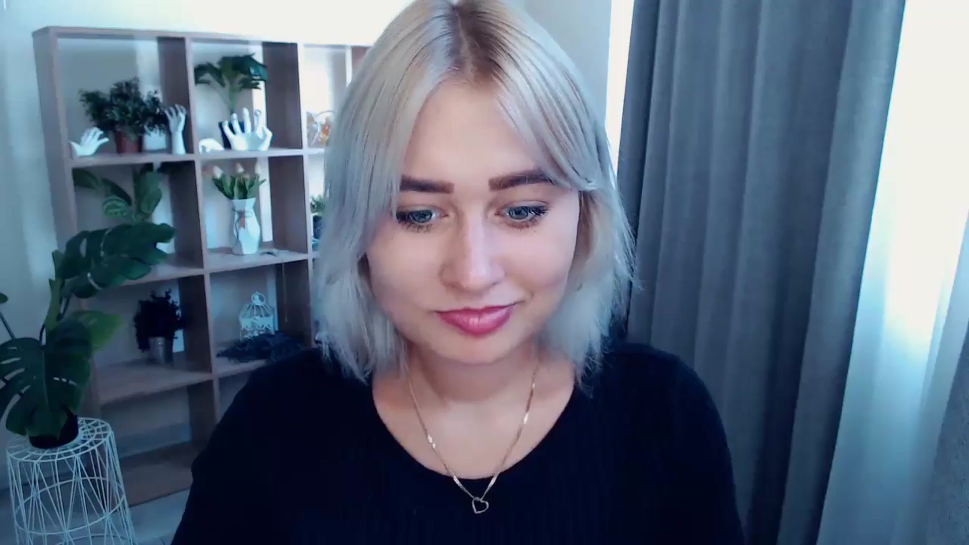 Gallery image thumbnail from Kukla_kolduna's myfreecams stream on, 07/26/2024, 15:19 image 3 of 20