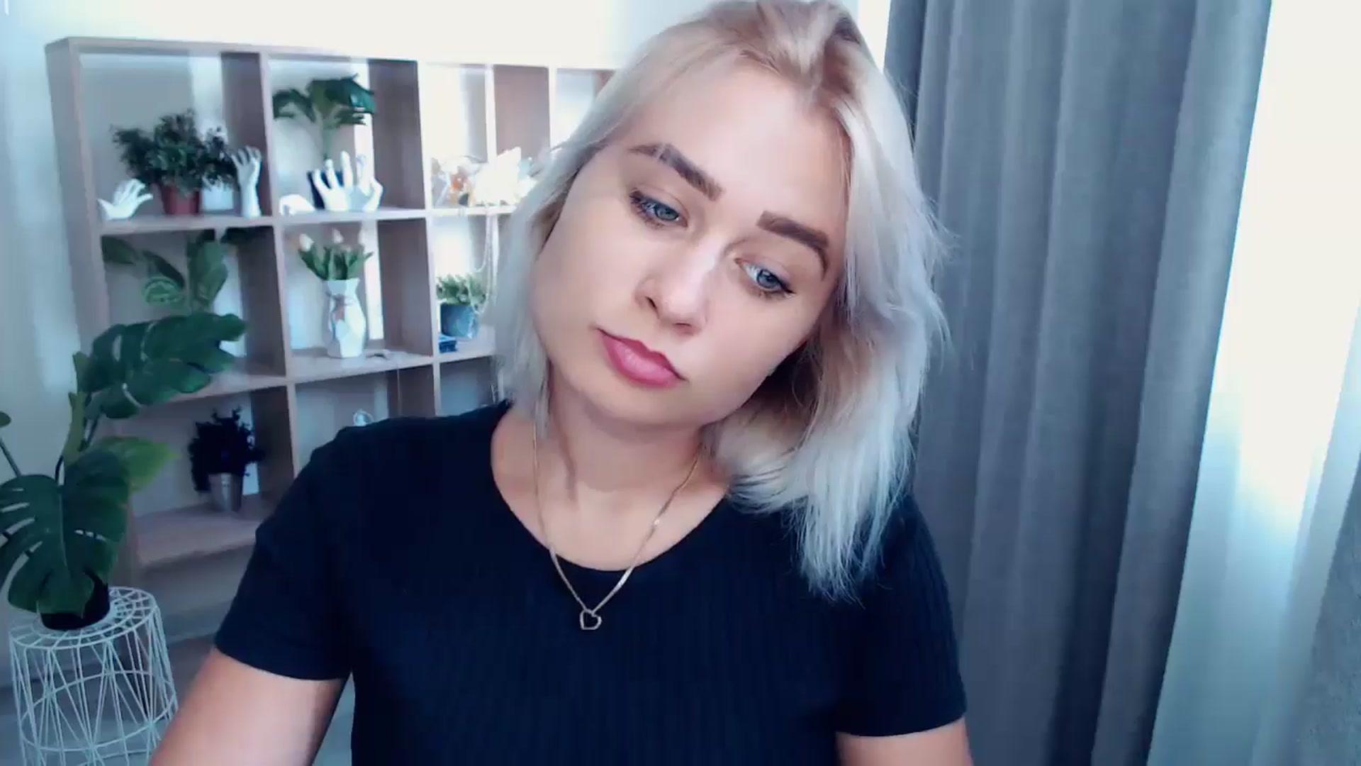 Gallery image thumbnail from Kukla_kolduna's myfreecams stream on, 07/26/2024, 15:19 image 9 of 20