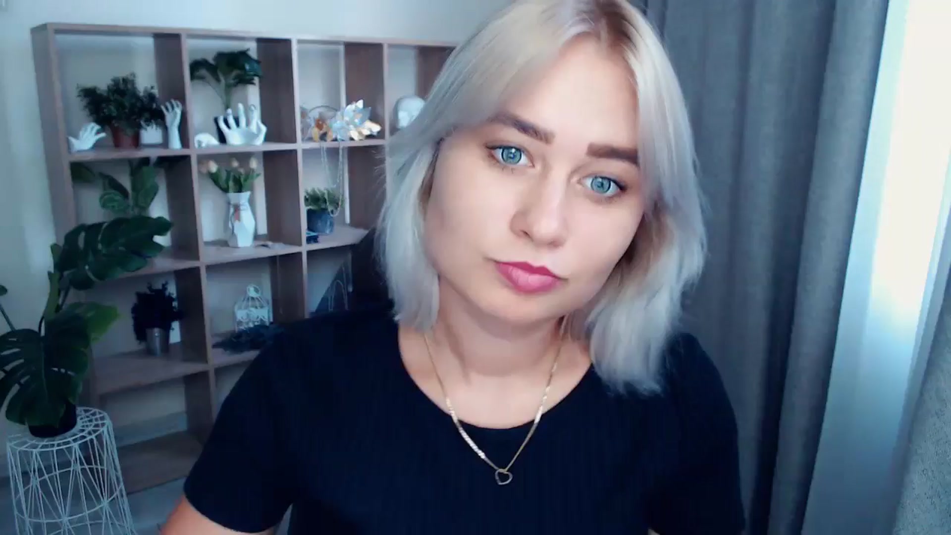 Gallery image thumbnail from Kukla_kolduna's myfreecams stream on, 07/26/2024, 16:53 image 12 of 20