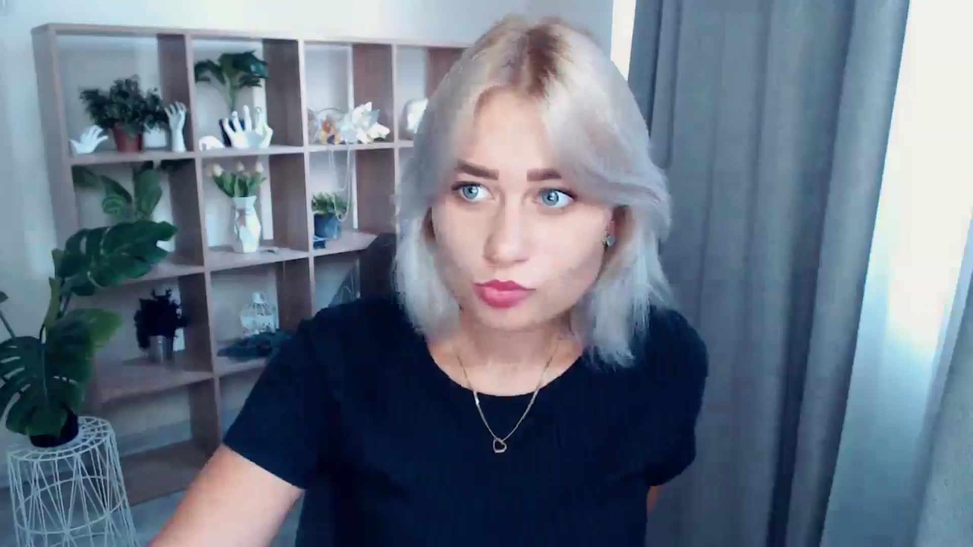 Gallery image thumbnail from Kukla_kolduna's myfreecams stream on, 07/26/2024, 16:53 image 7 of 20