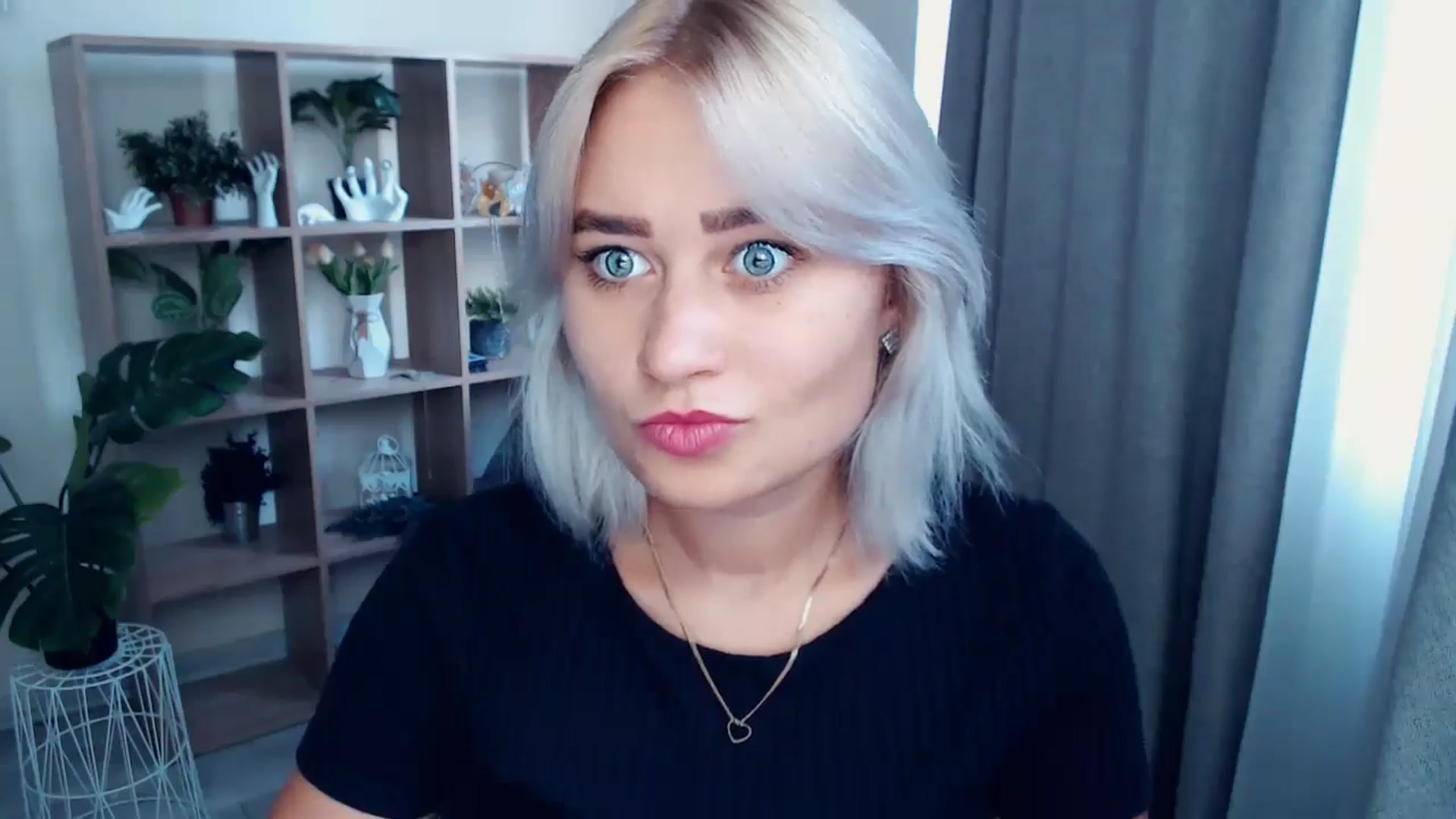 Gallery image thumbnail from Kukla_kolduna's myfreecams stream on, 07/26/2024, 16:53 image 6 of 20