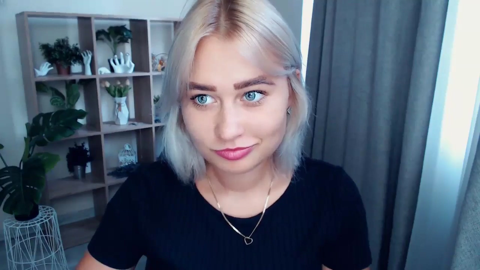 Gallery image thumbnail from Kukla_kolduna's myfreecams stream on, 07/26/2024, 16:53 image 15 of 20