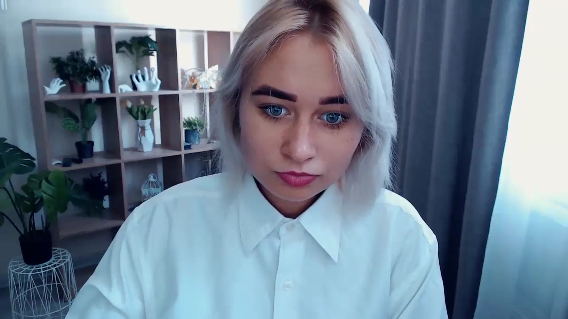 Gallery image thumbnail from Kukla_kolduna's myfreecams stream on, 07/27/2024, 13:59 image 18 of 20