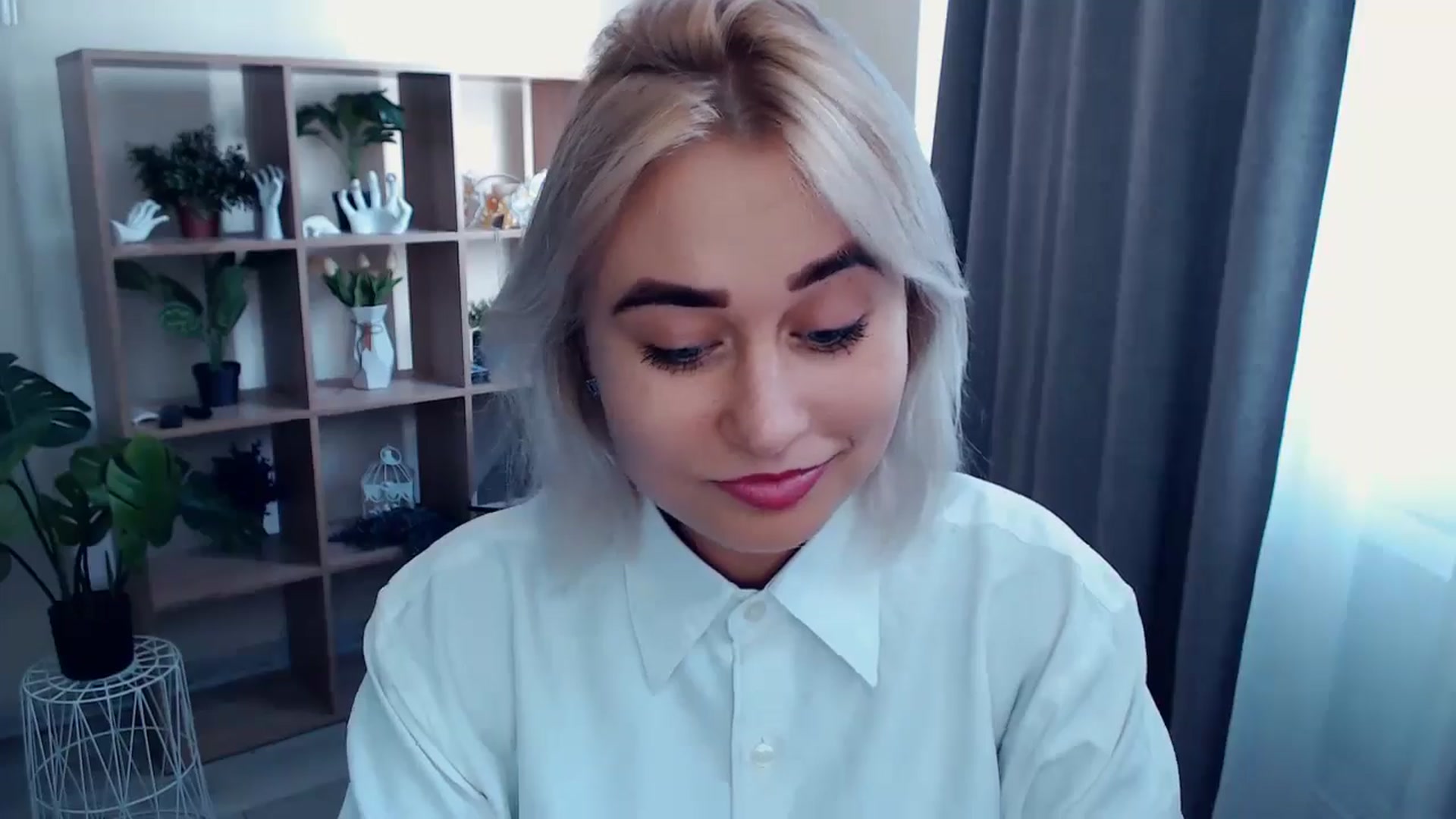 Gallery image thumbnail from Kukla_kolduna's myfreecams stream on, 07/27/2024, 13:59 image 15 of 20